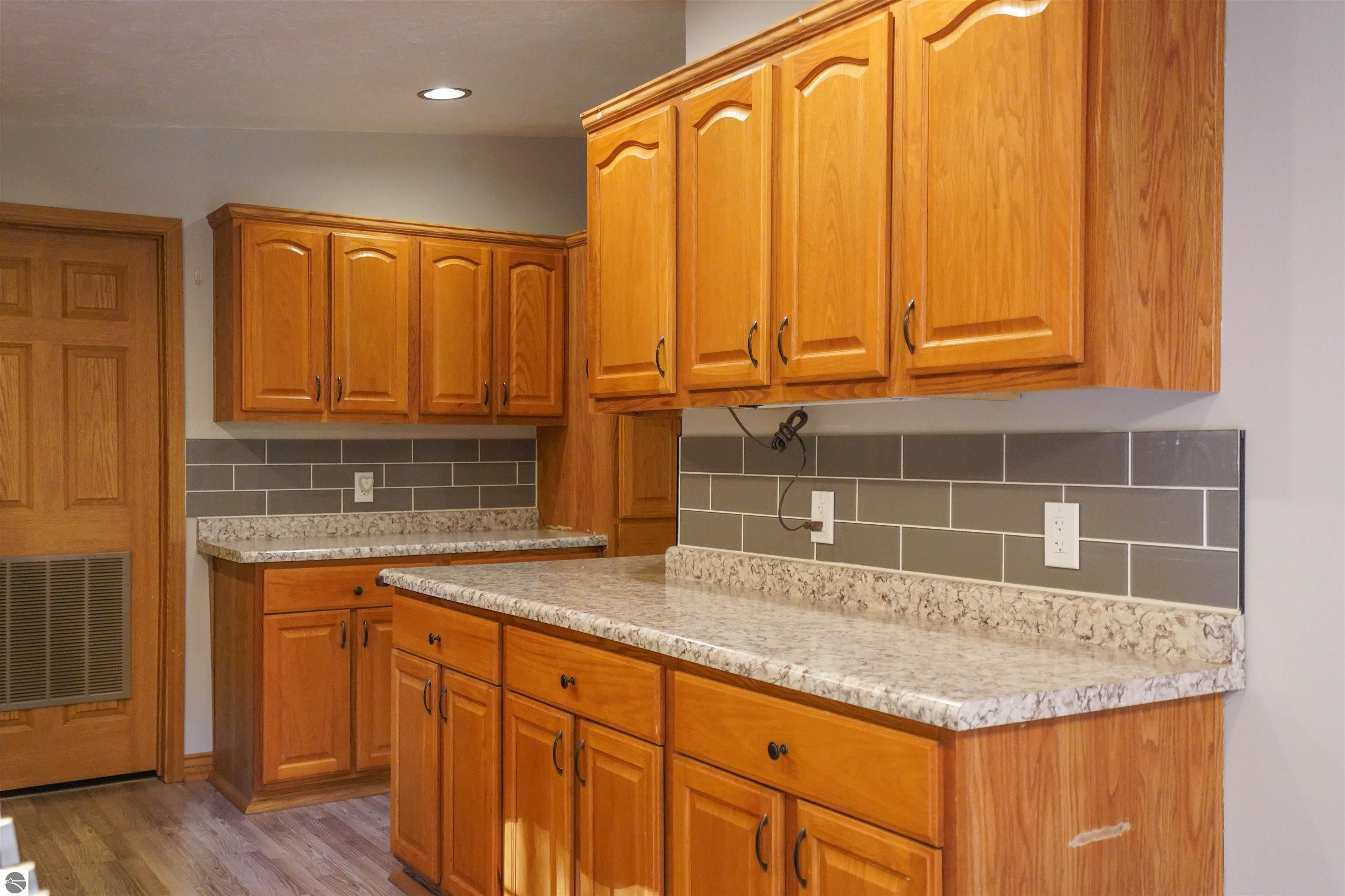4897 Woodman Road, SW