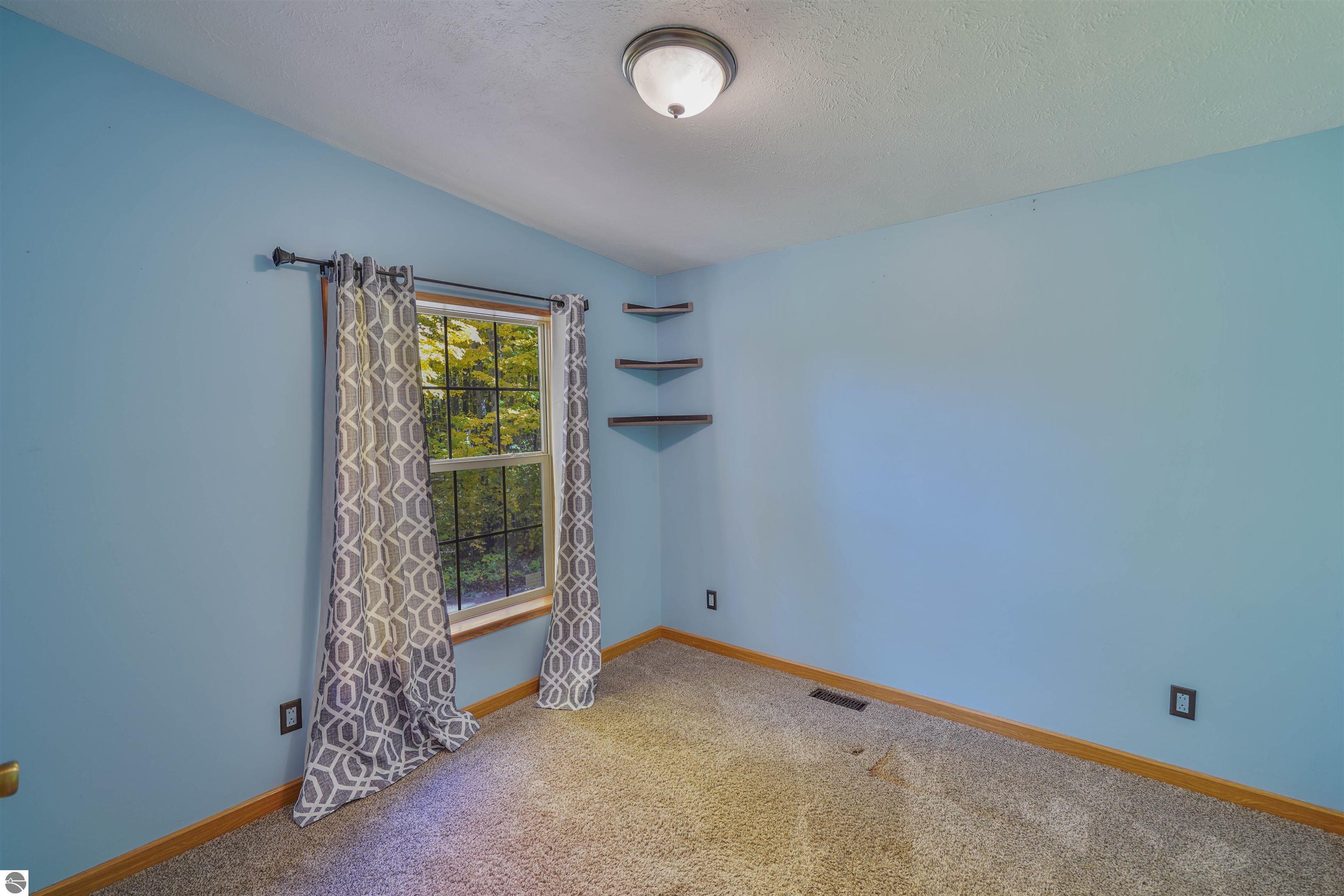 4897 Woodman Road, SW