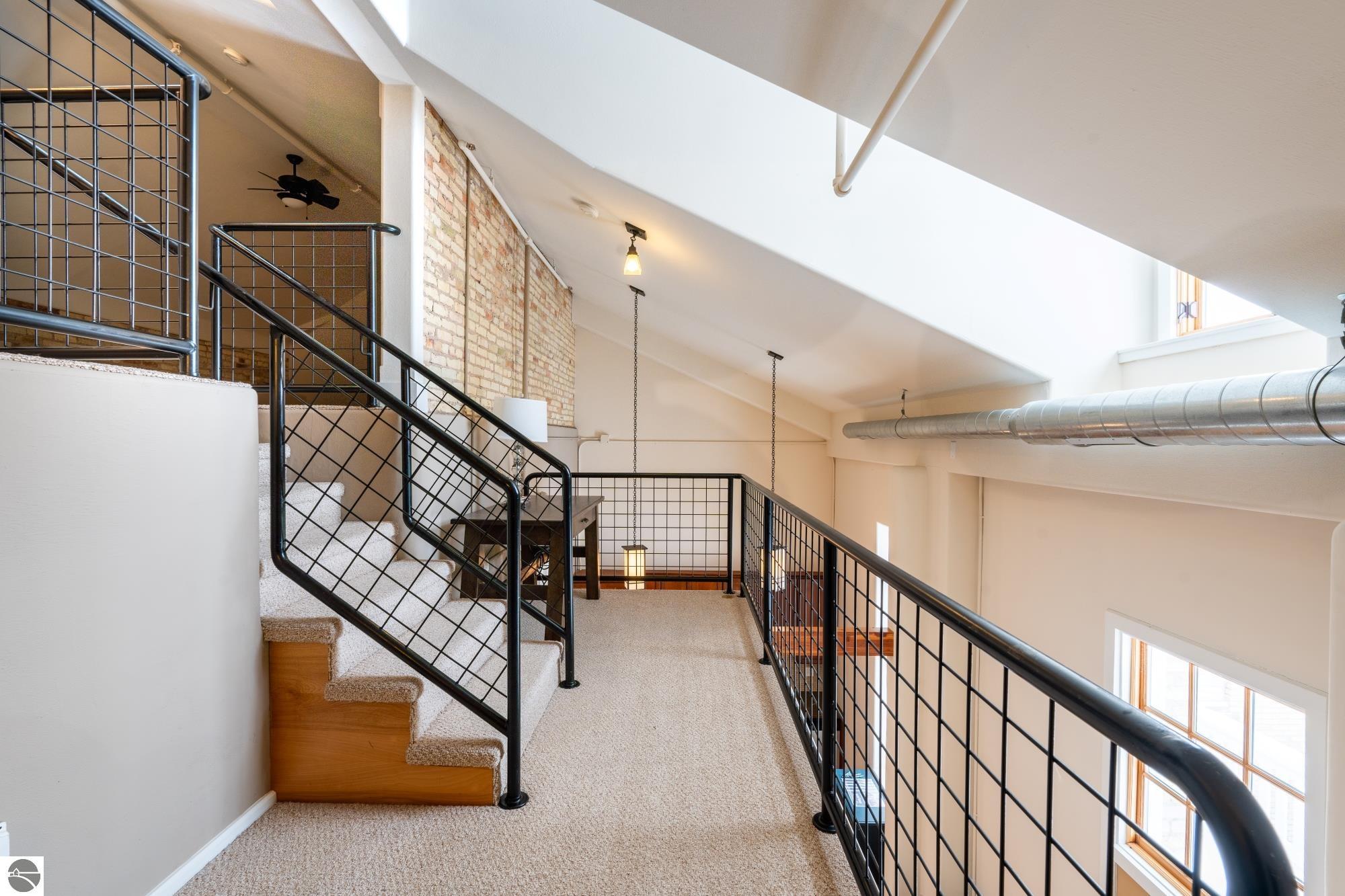 800 Cottageview Drive # 317