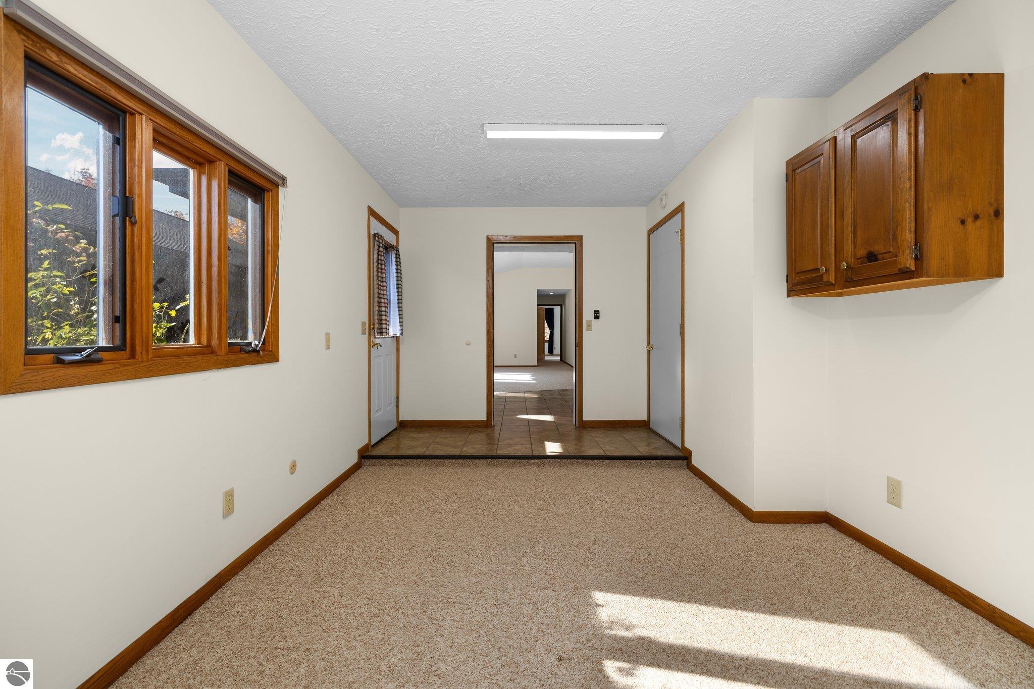 2135 Hammond Place Unit: West