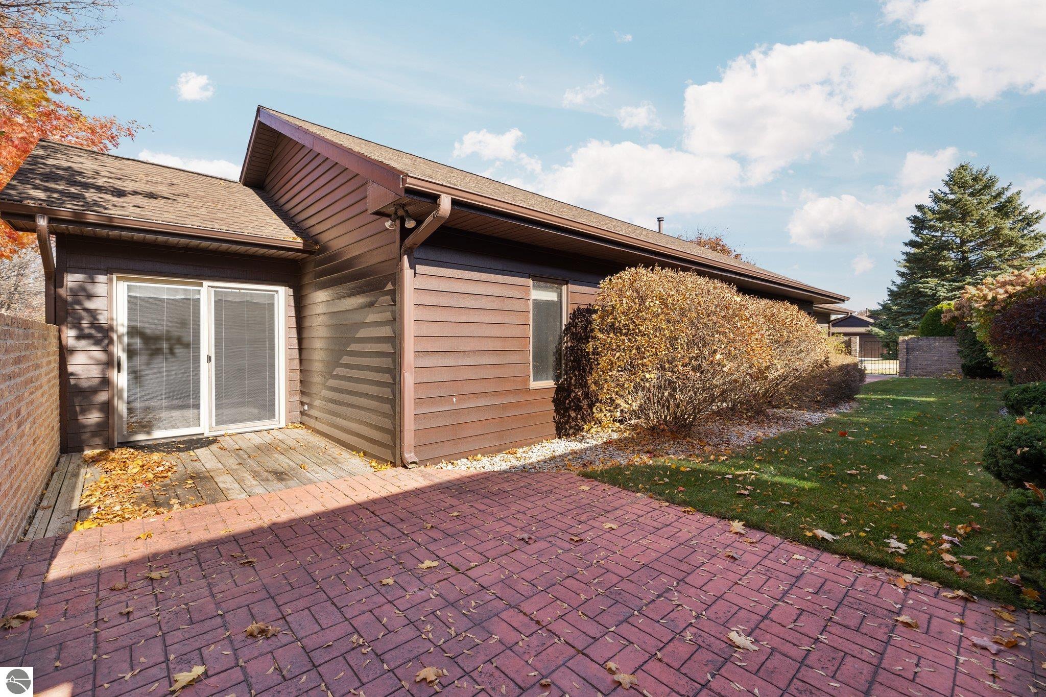 2135 Hammond Place Unit: West