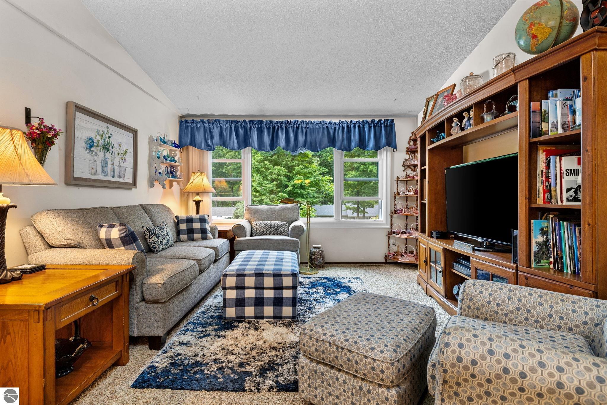 1973 Sparrow Drive
