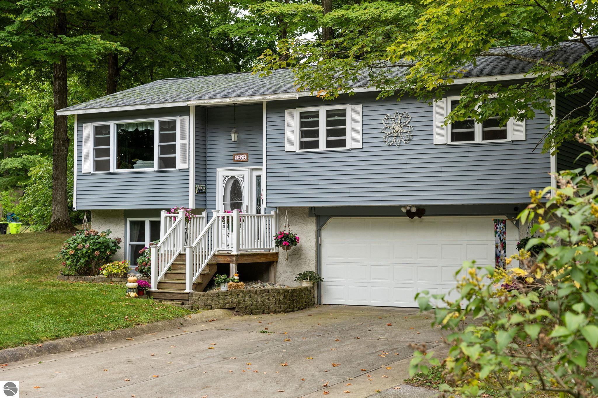 1973 Sparrow Drive