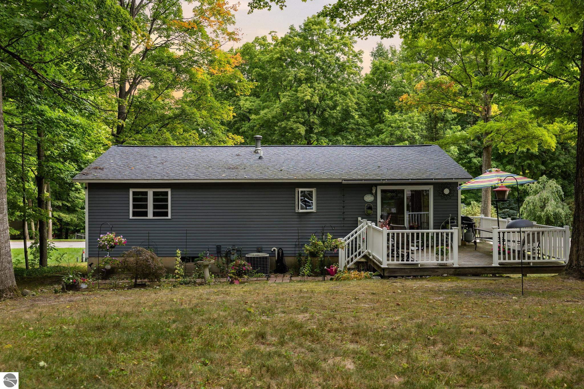 1973 Sparrow Drive