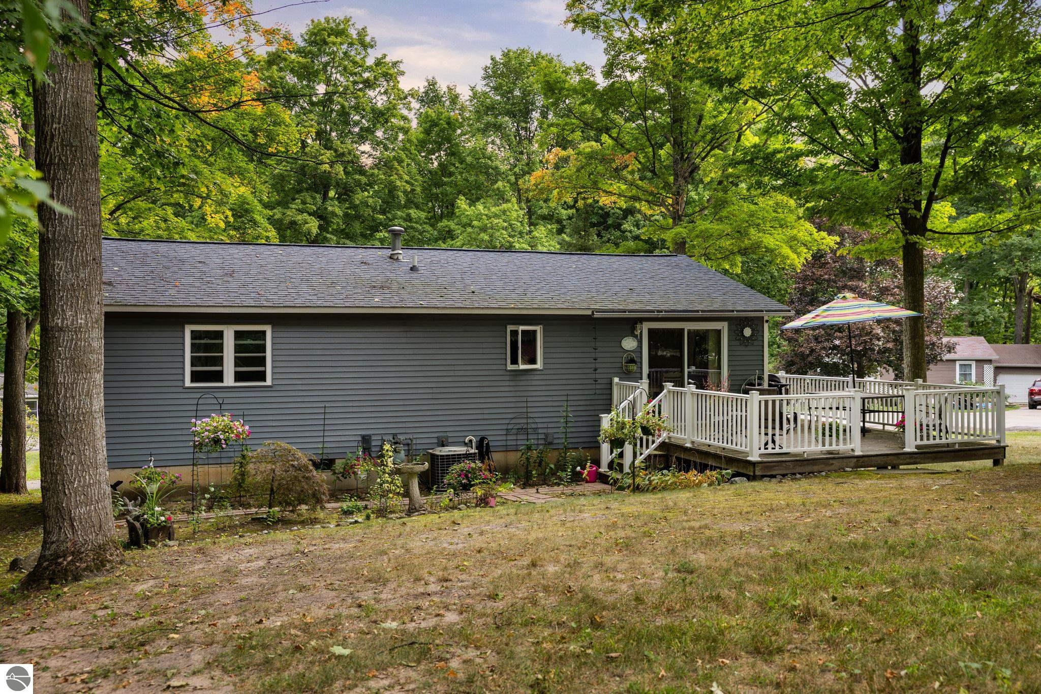 1973 Sparrow Drive