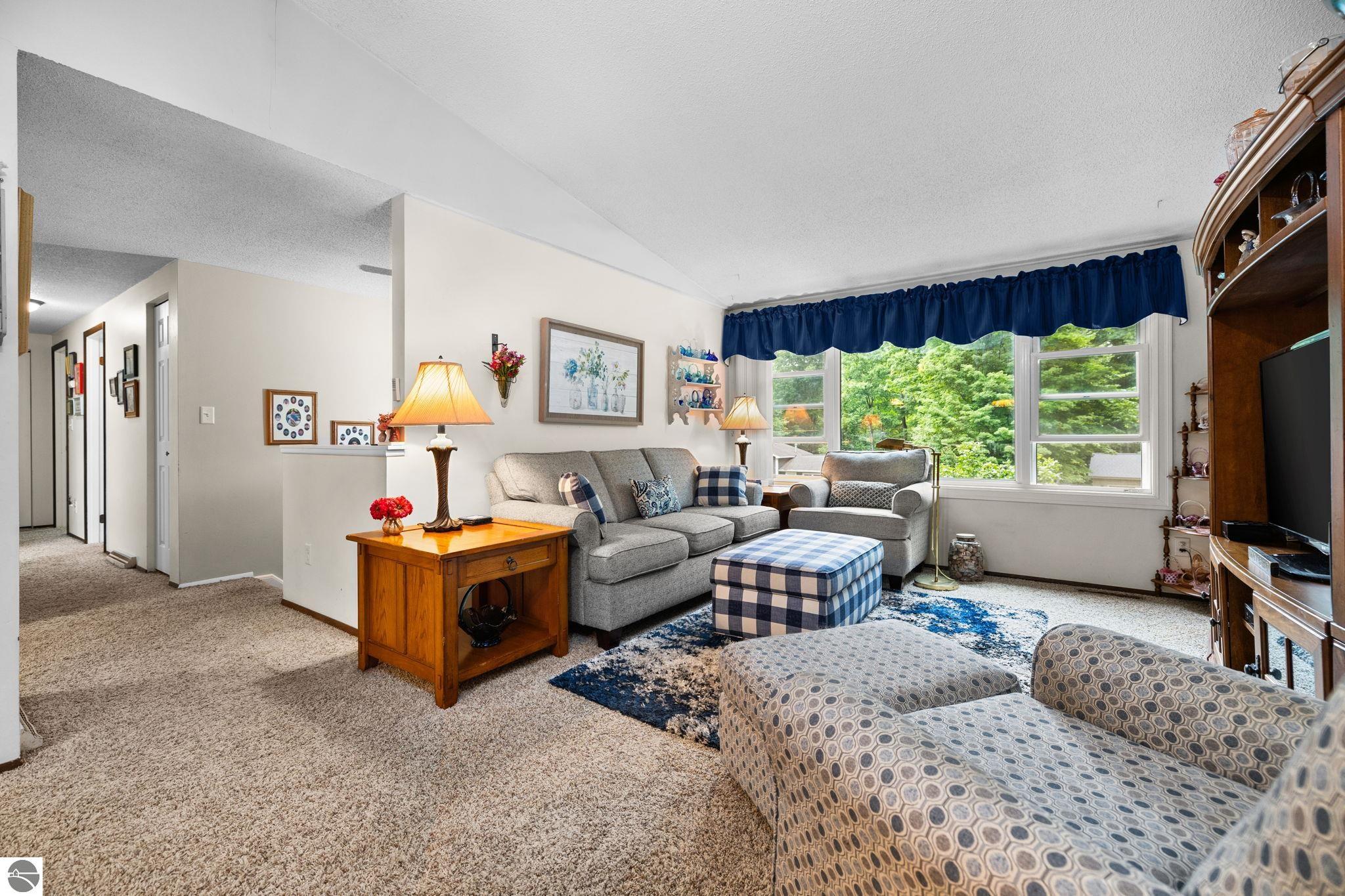 1973 Sparrow Drive