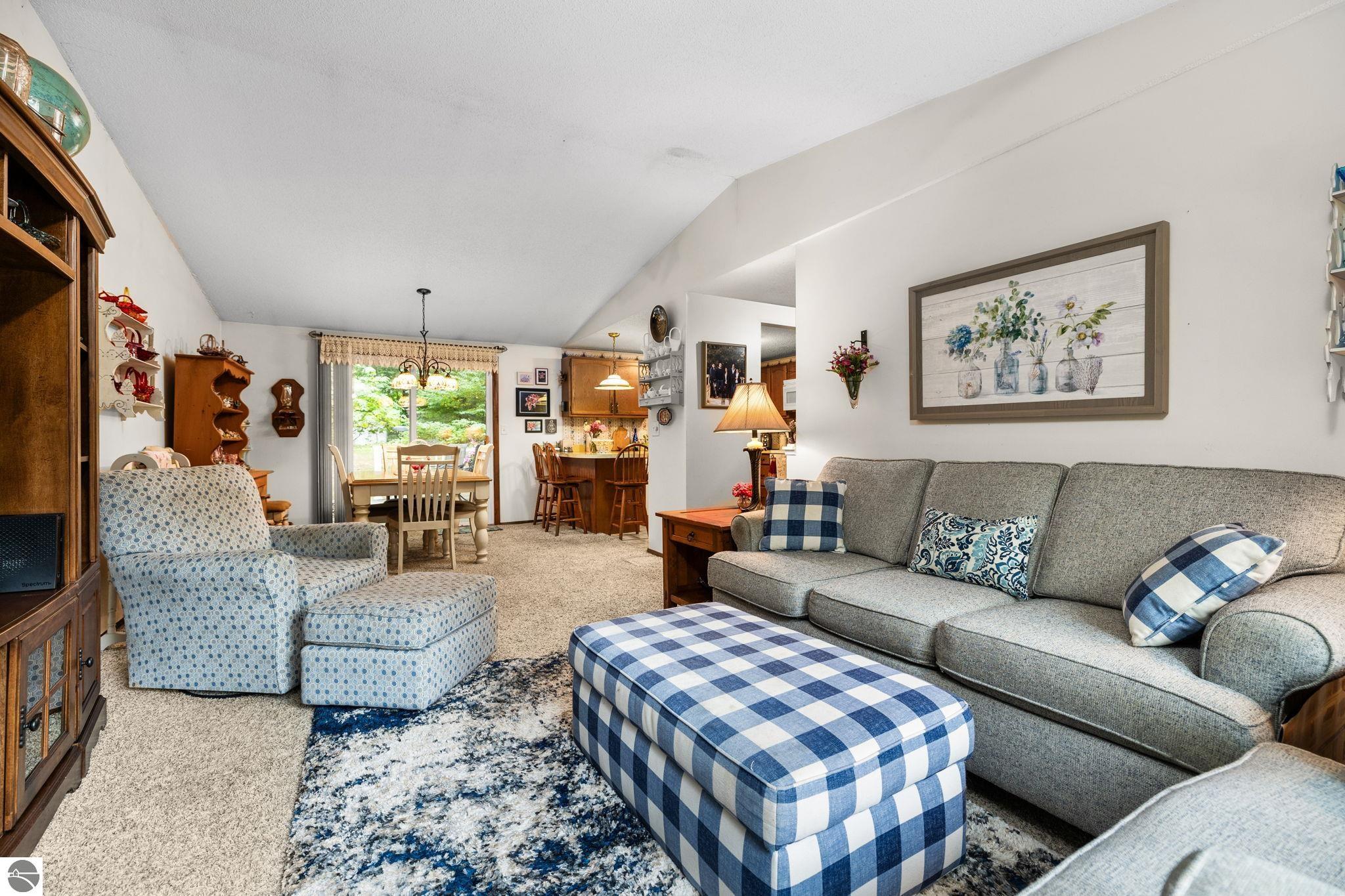 1973 Sparrow Drive