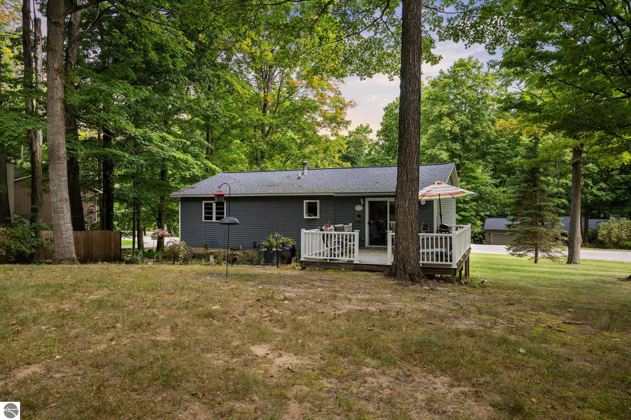 1973 Sparrow Drive