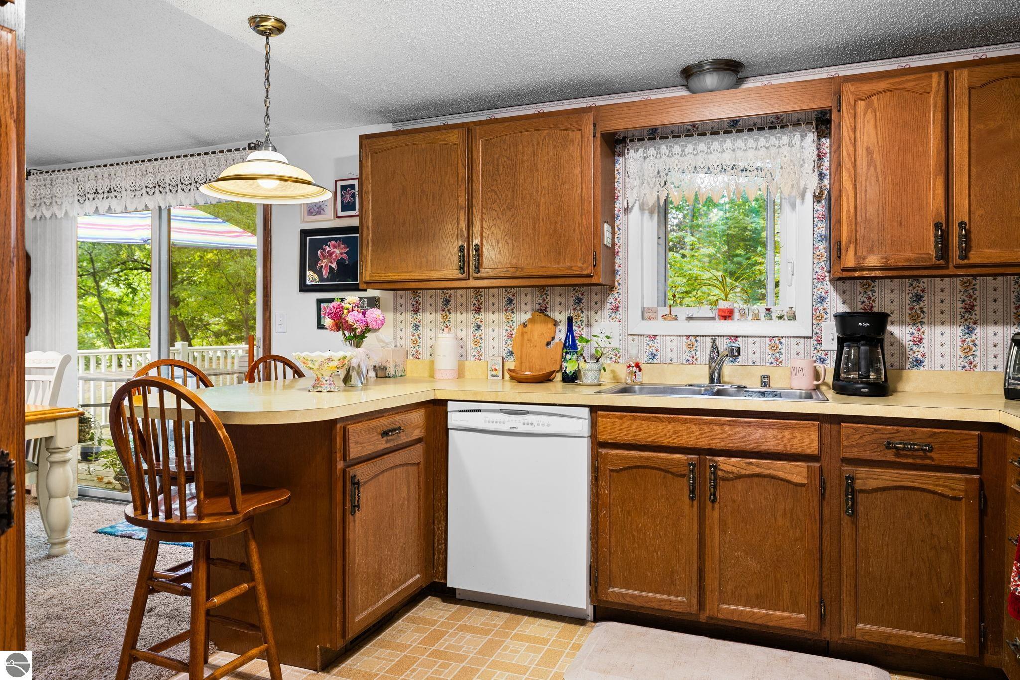 1973 Sparrow Drive