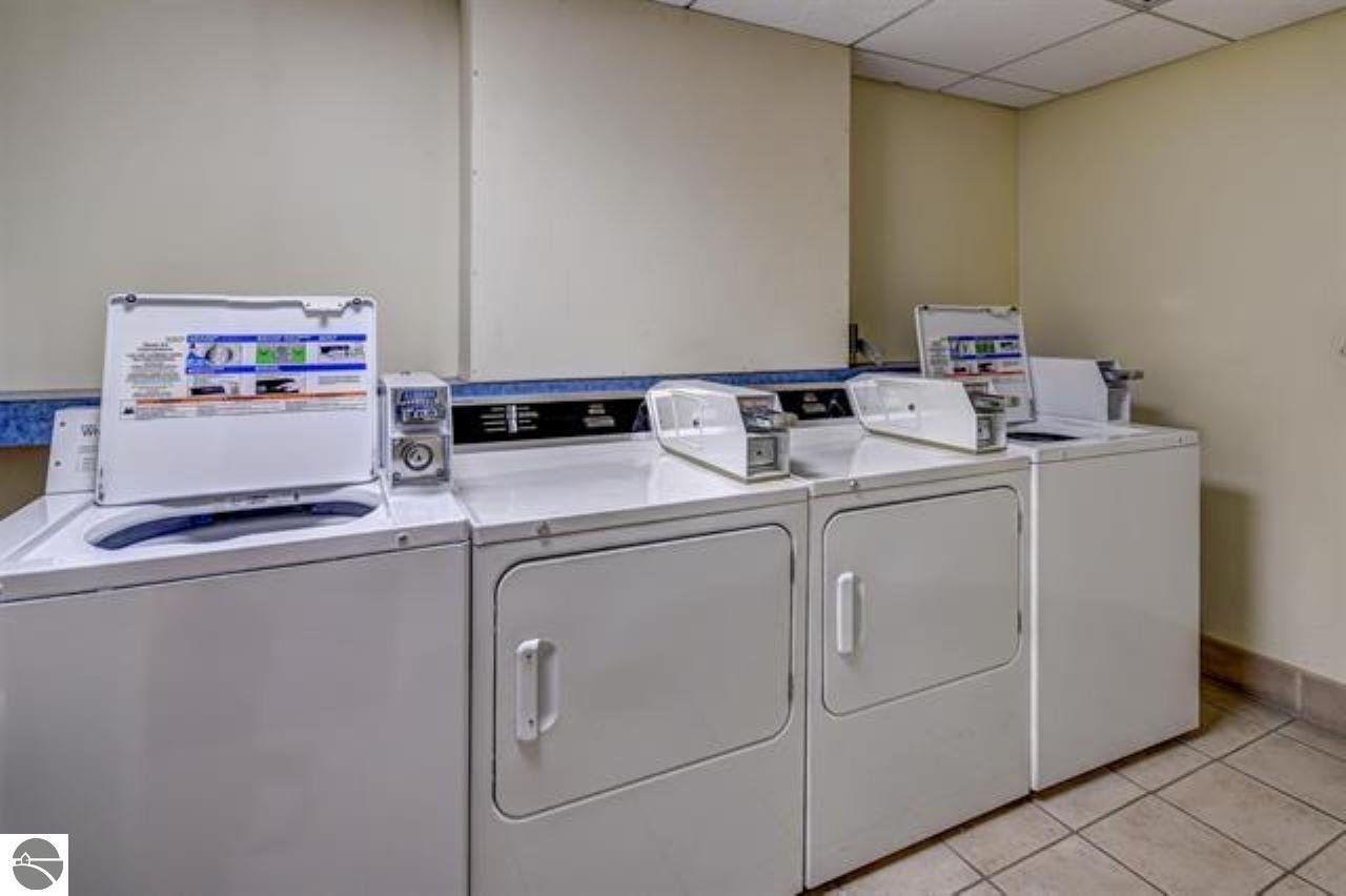 2345 US-31 N # 72F