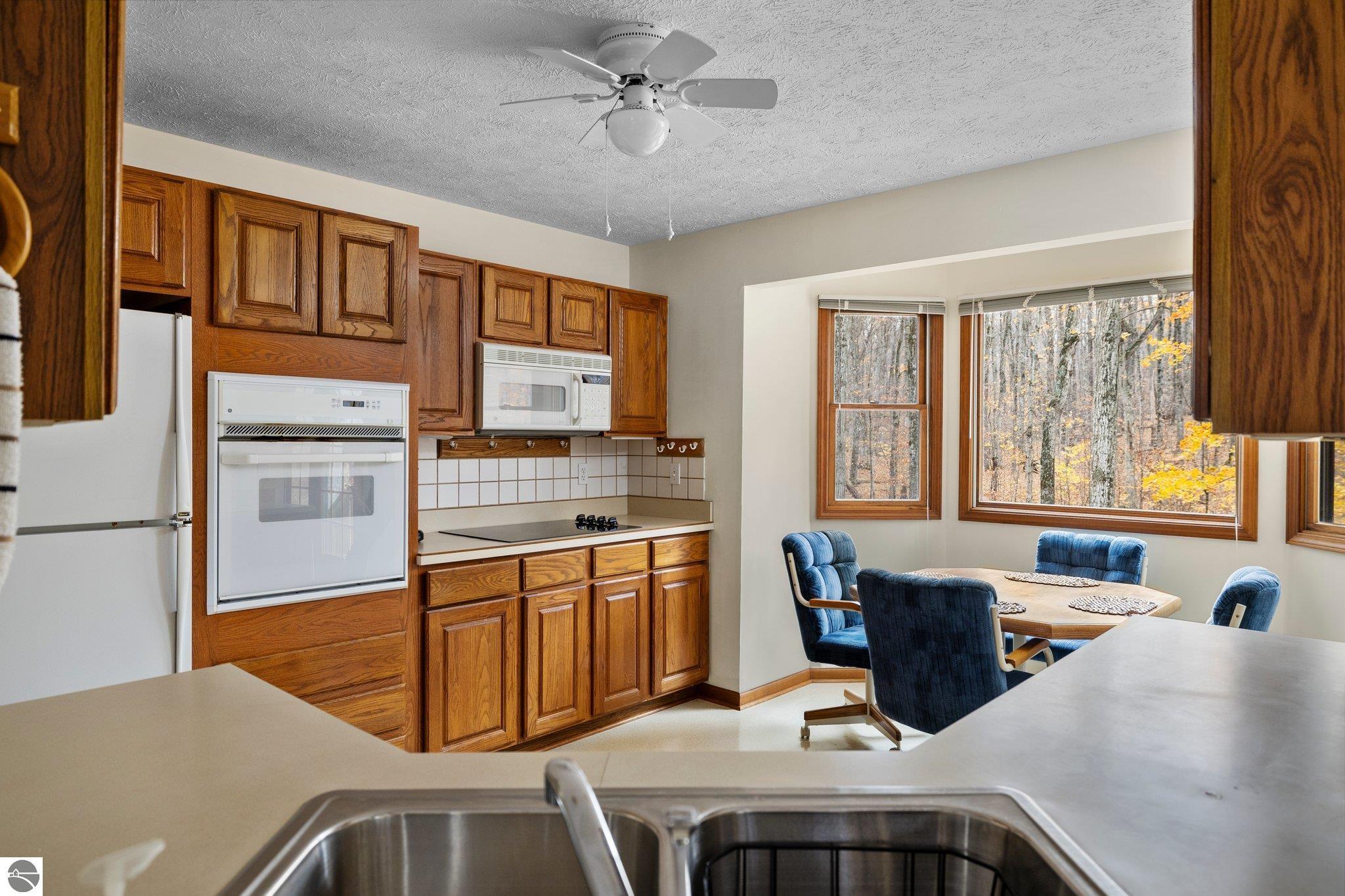 3120 E Partridge Court