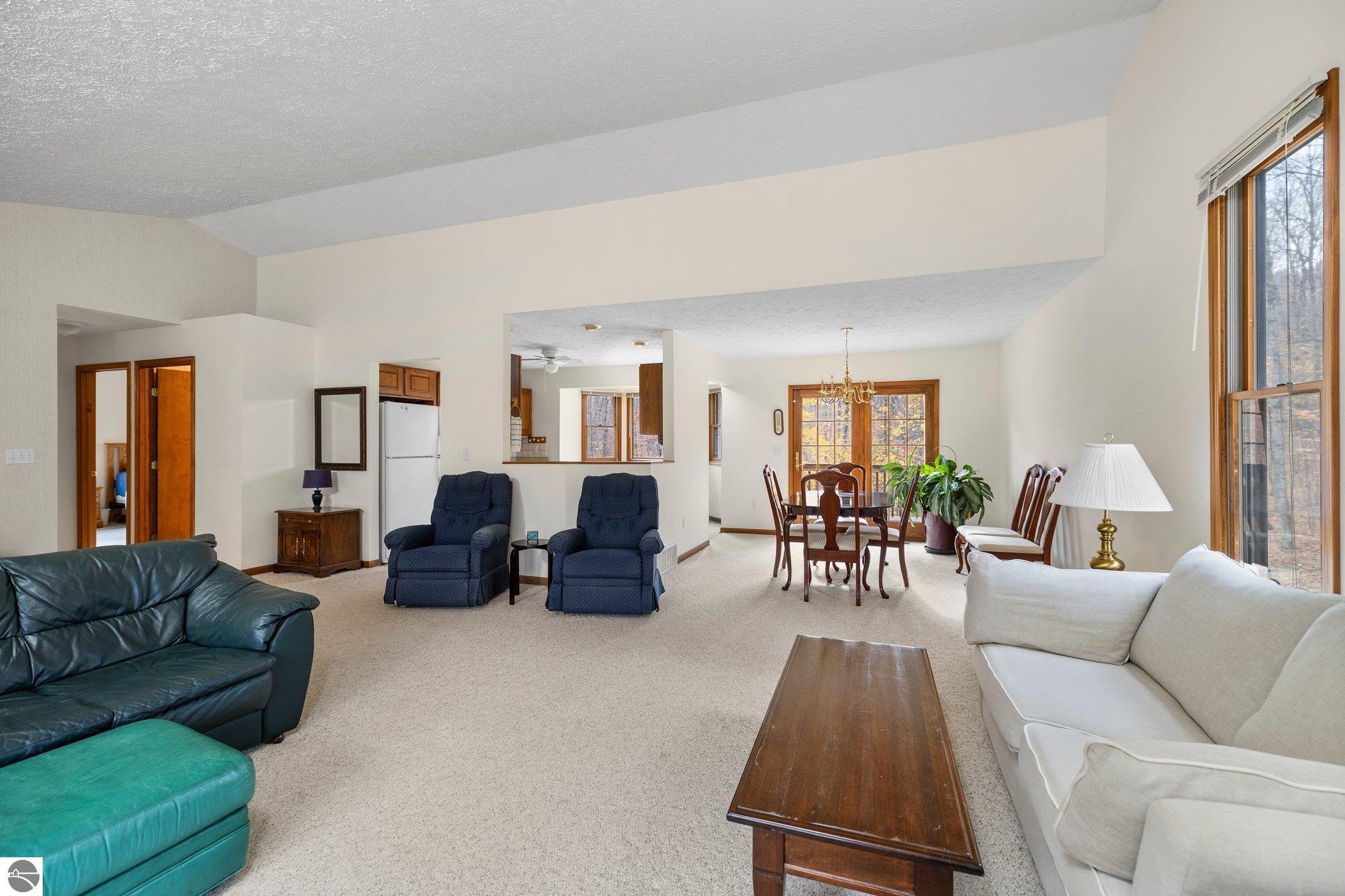 3120 E Partridge Court