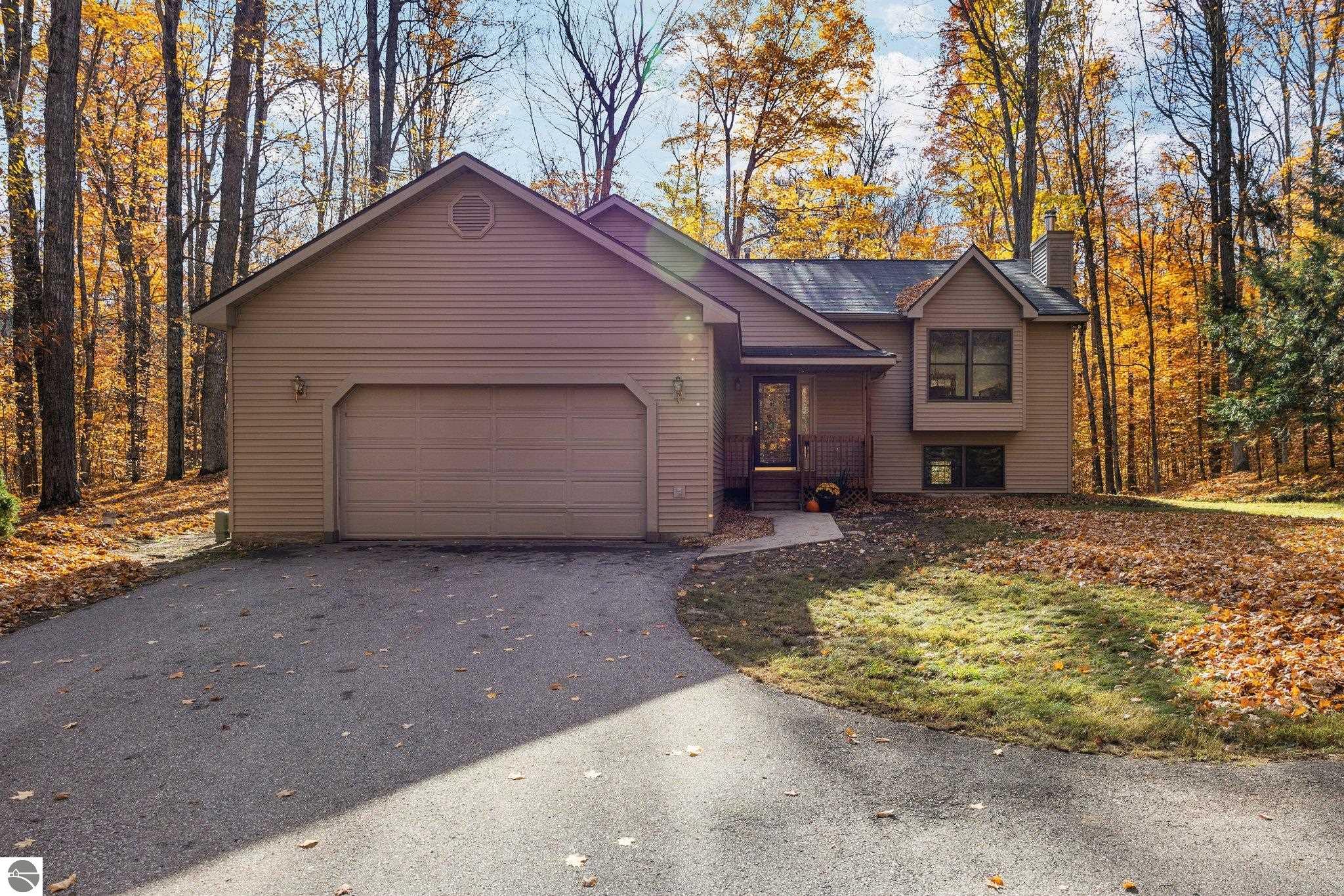3120 E Partridge Court