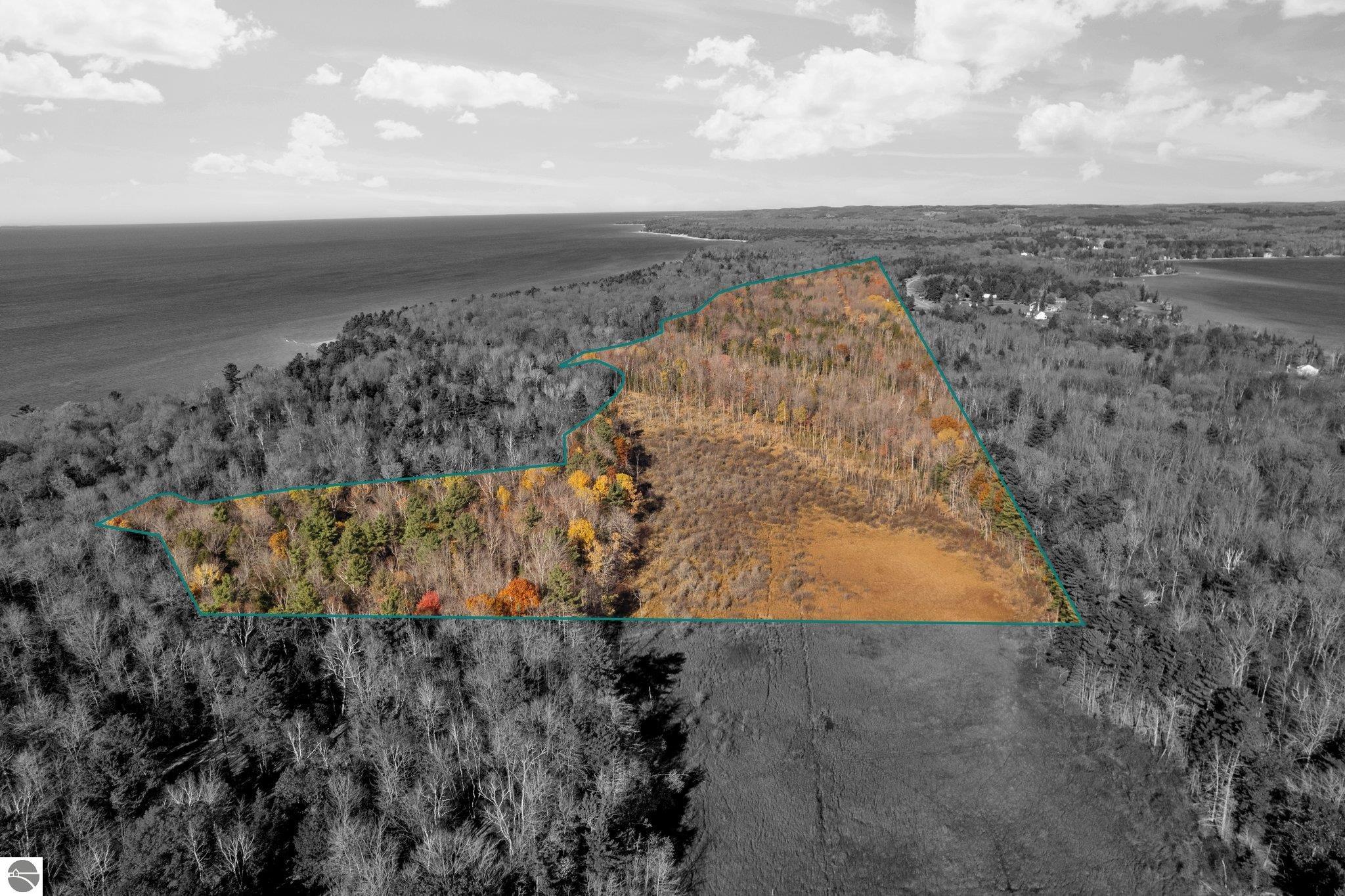 00 Manitou Trail