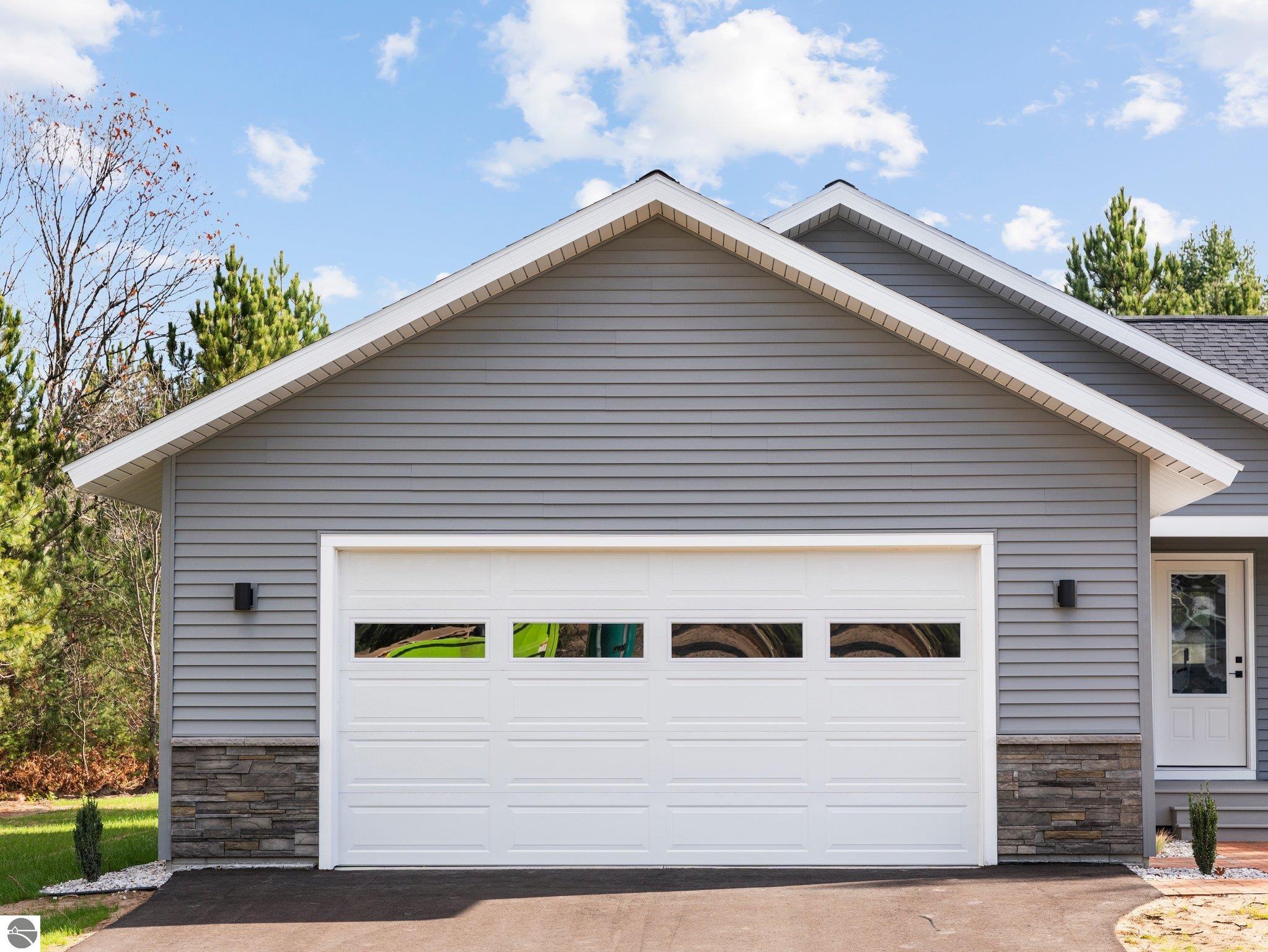 1855 Old Cabin Drive