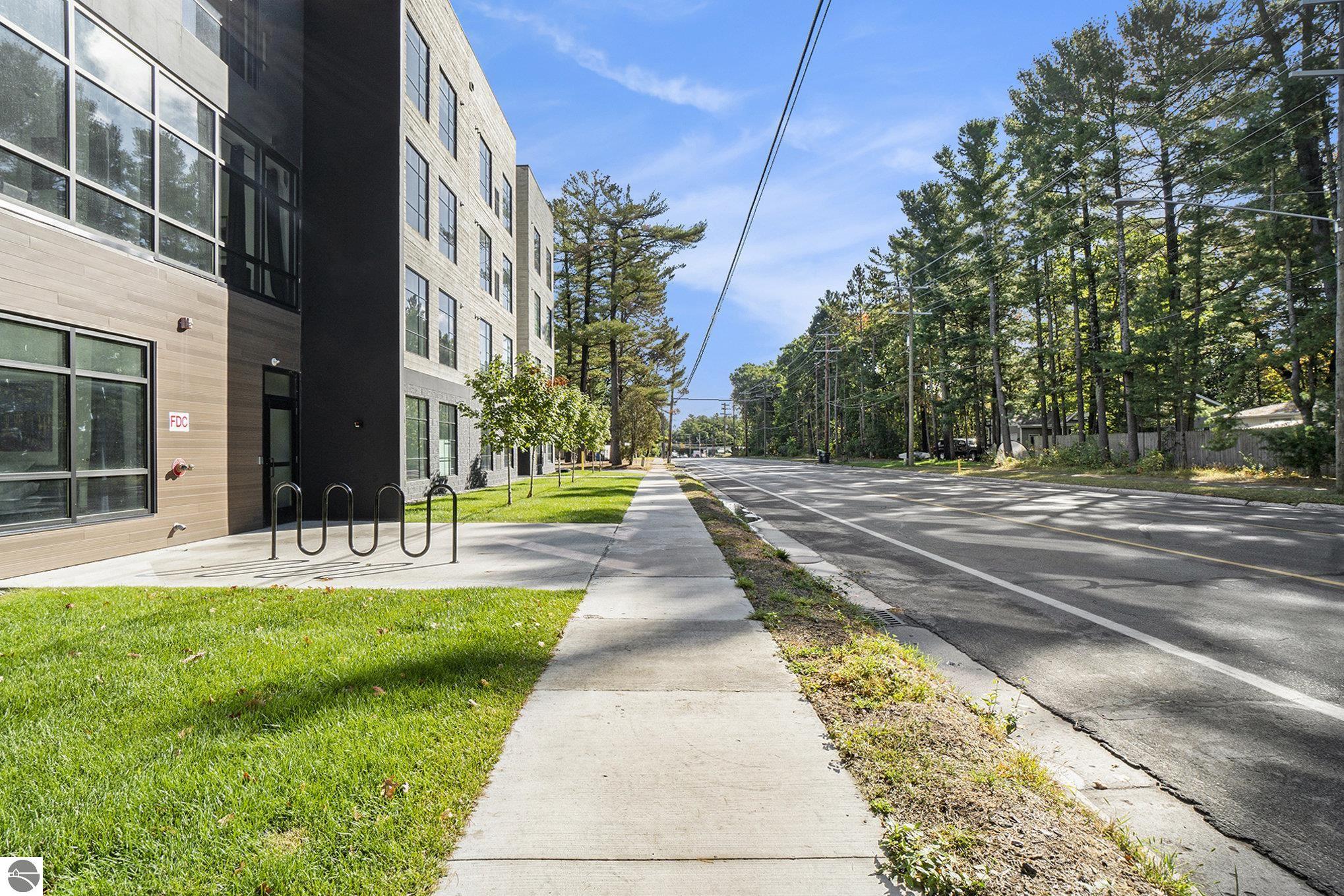 1825 #102 E Eighth Street # 102