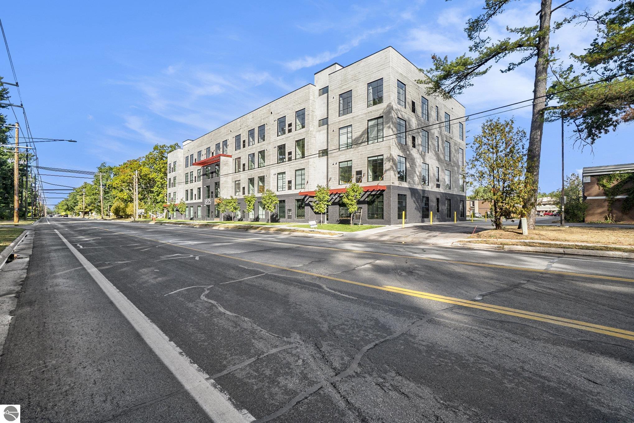 1825 #102 E Eighth Street # 102