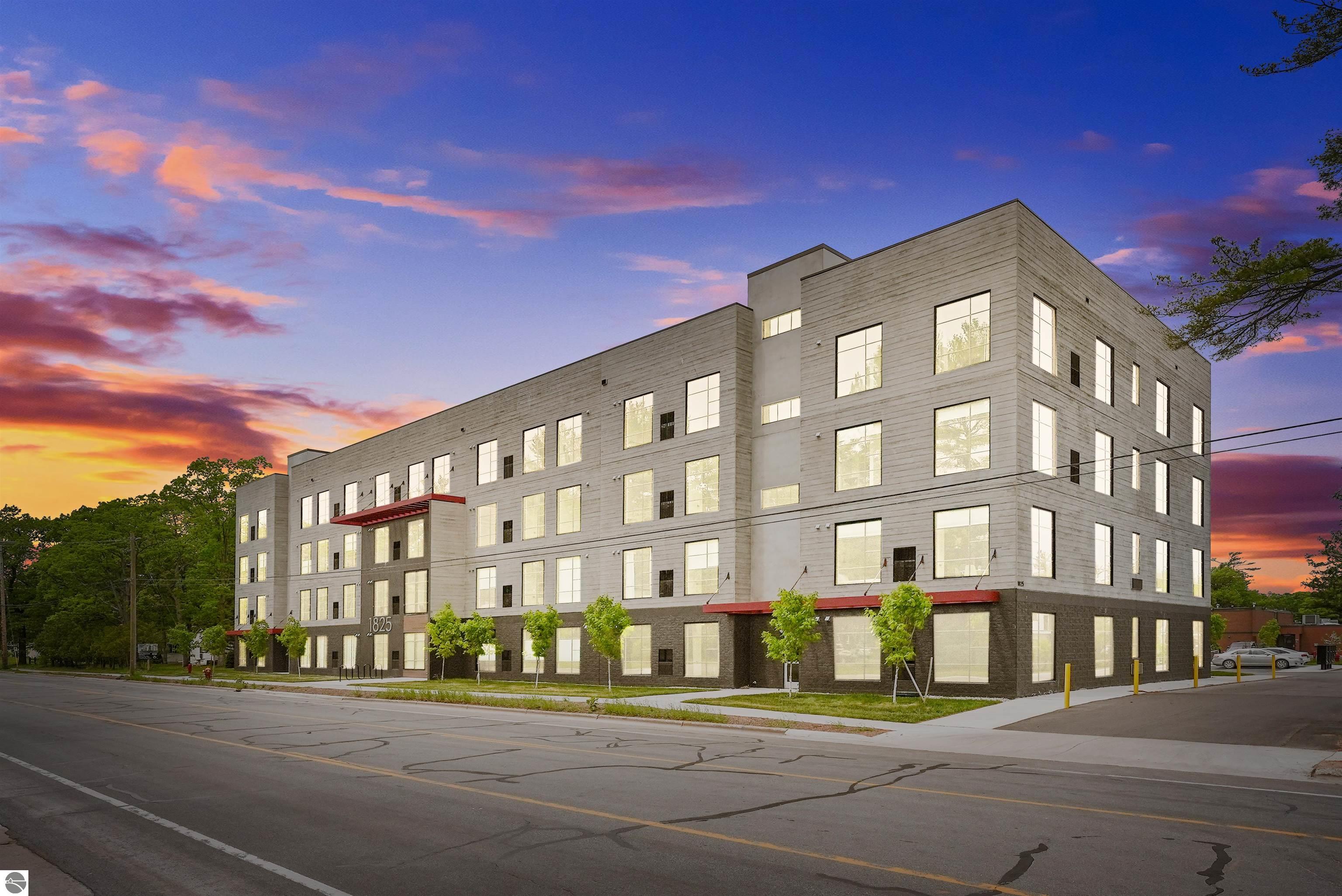 1825 #329 E Eighth Street # 329