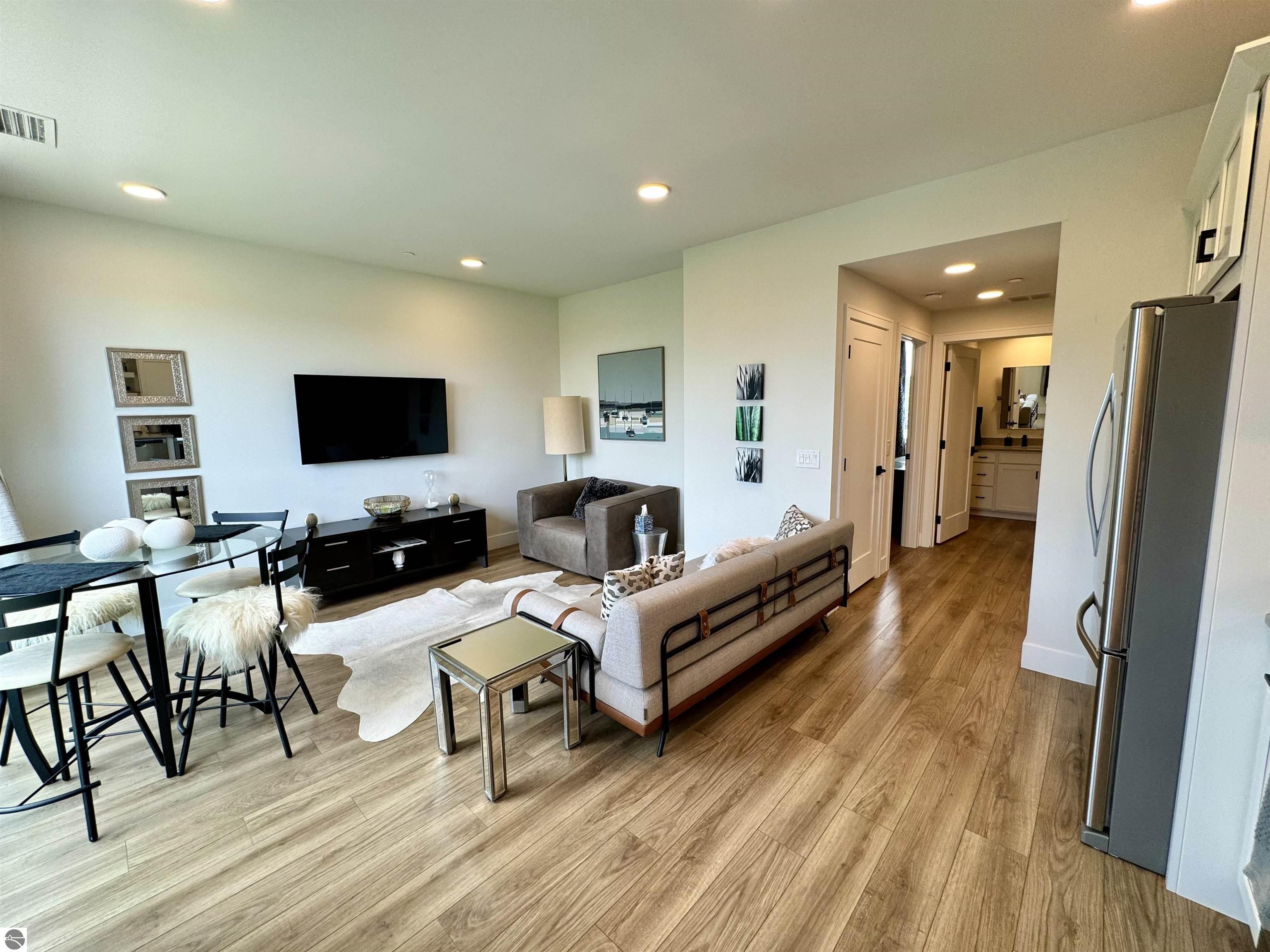 705 Cypress Street # 315