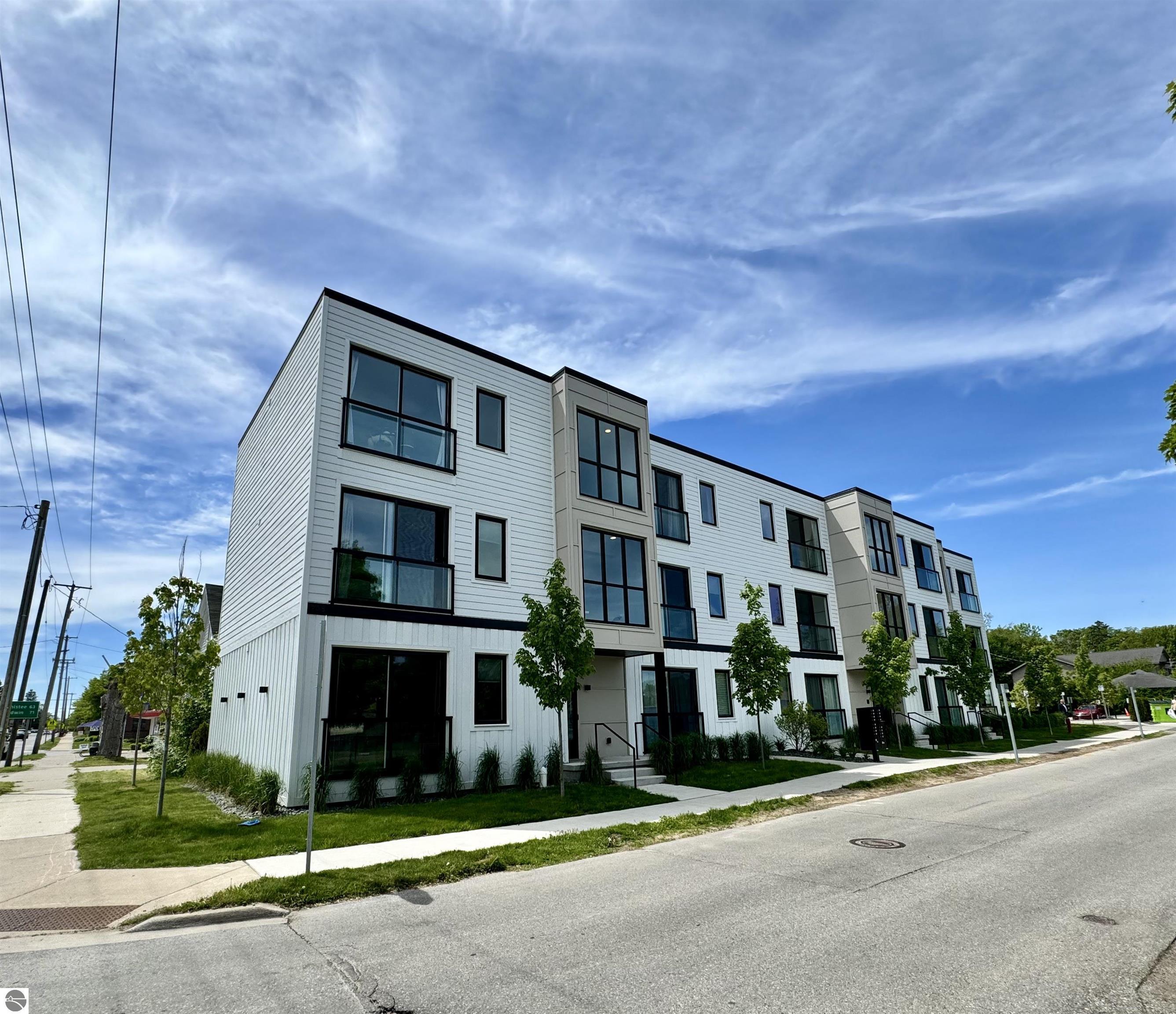 705 Cypress Street # 315