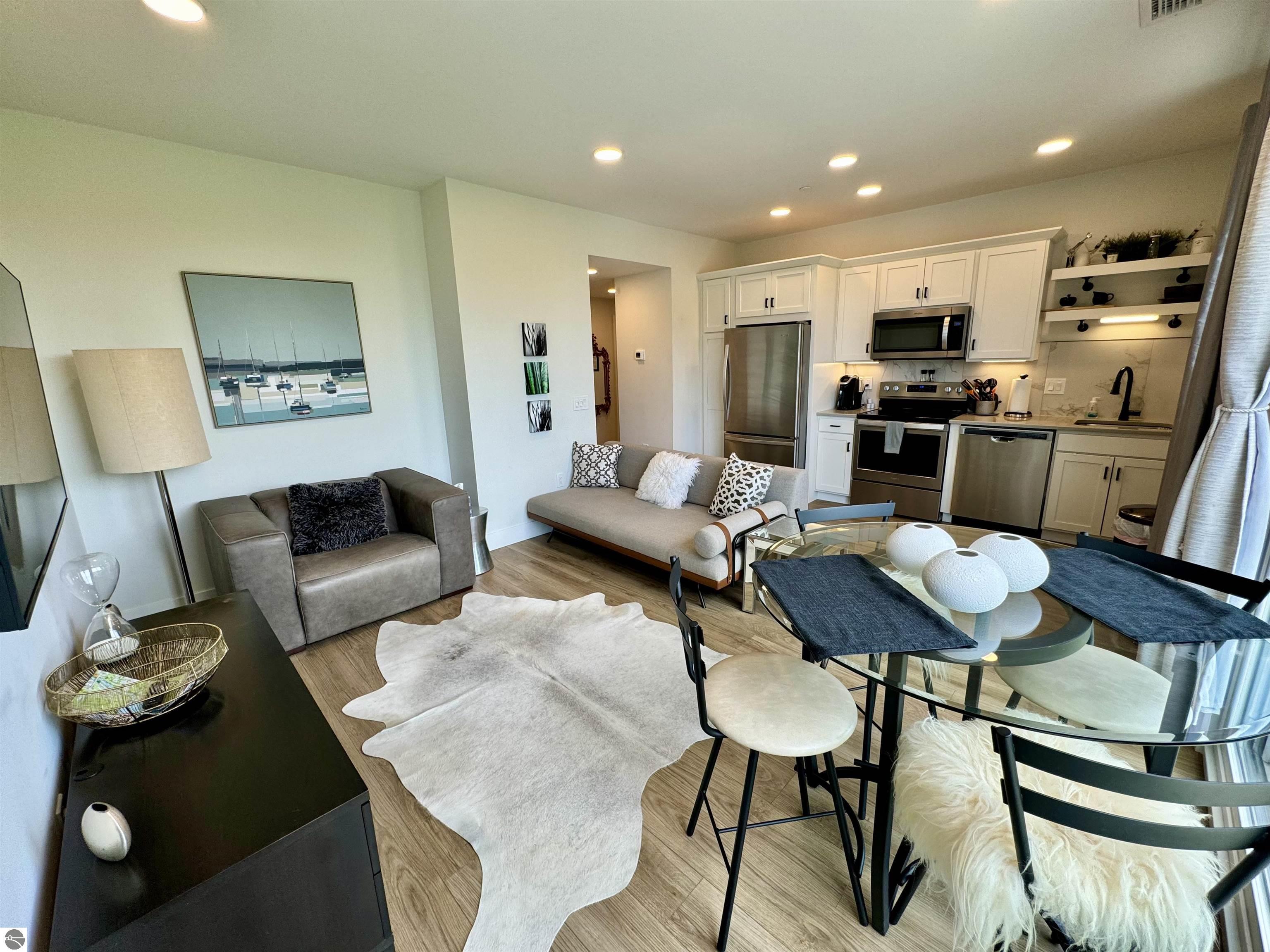 705 Cypress Street # 315