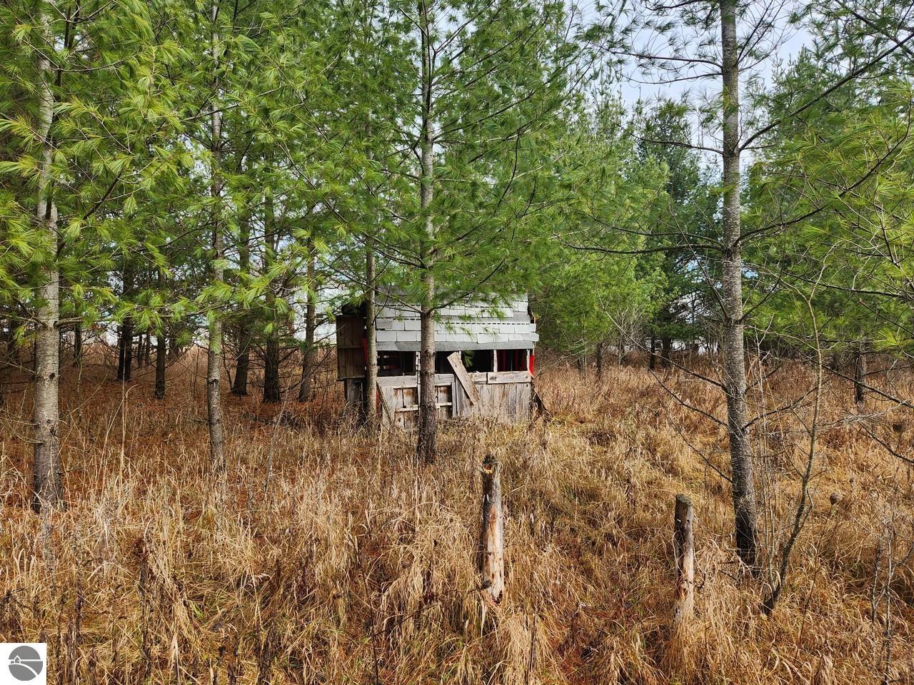 6473 Maplehill Road