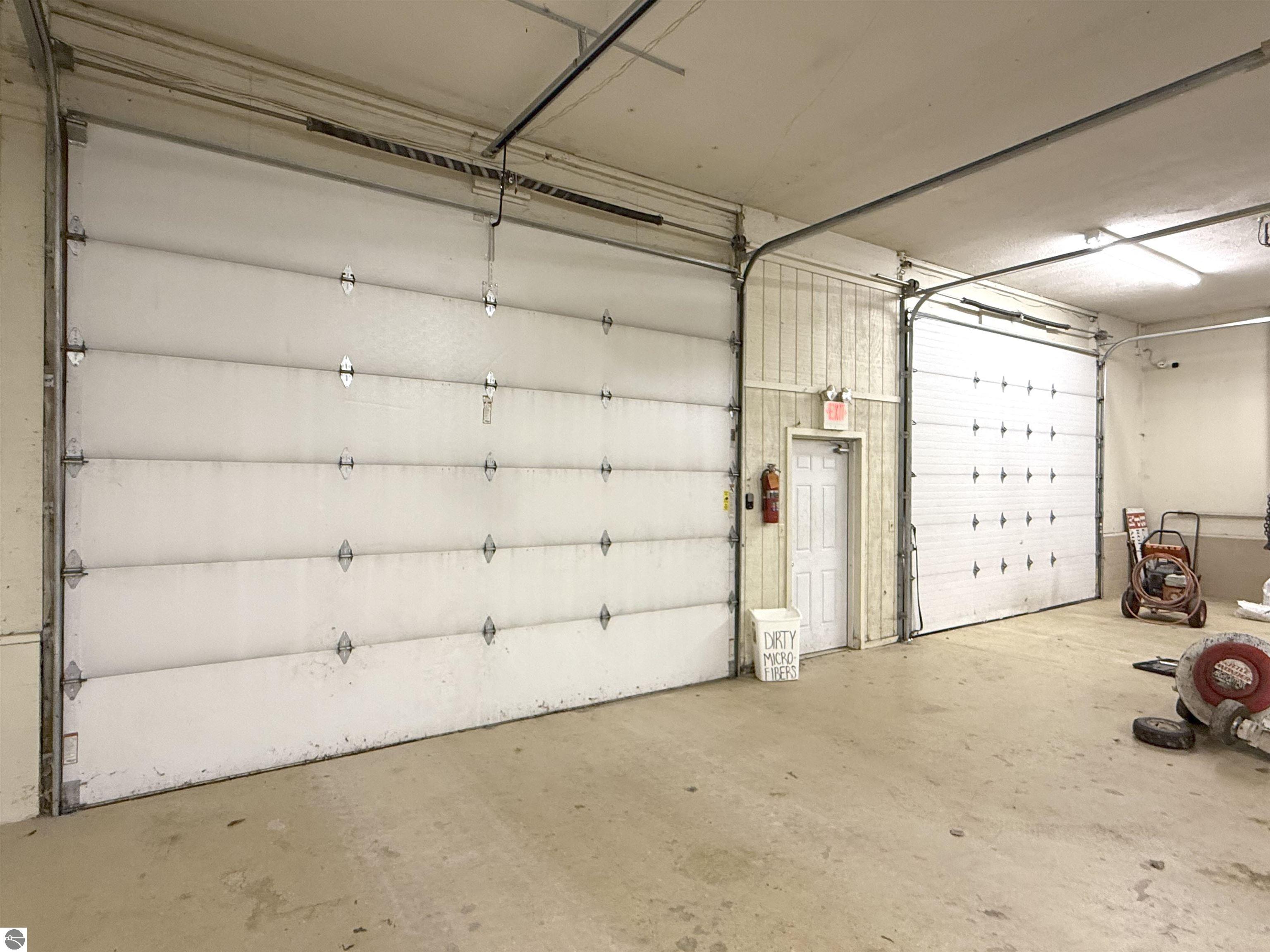 11428 S US-31
