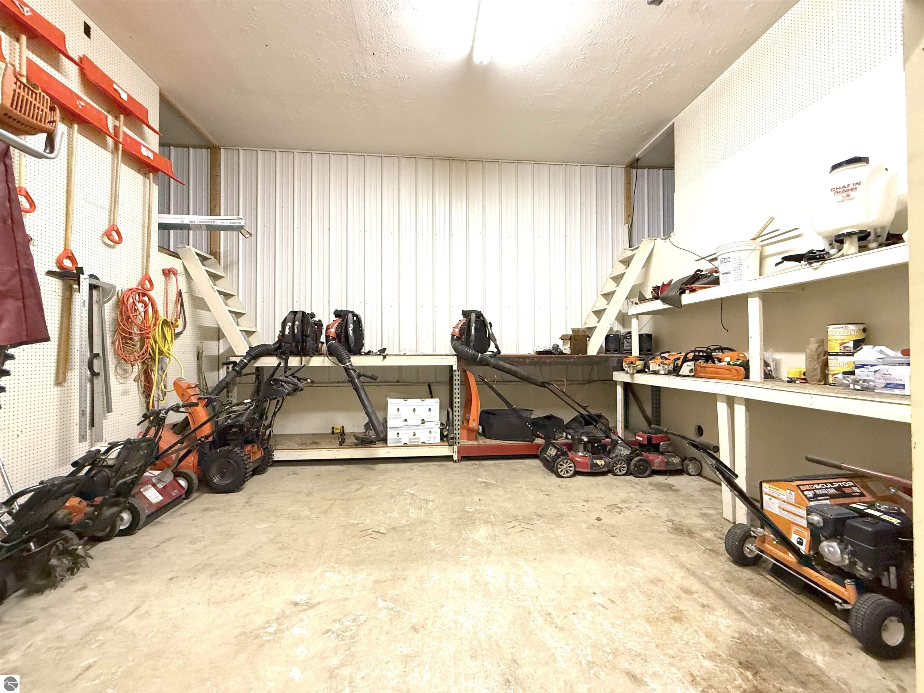 11428 S US-31