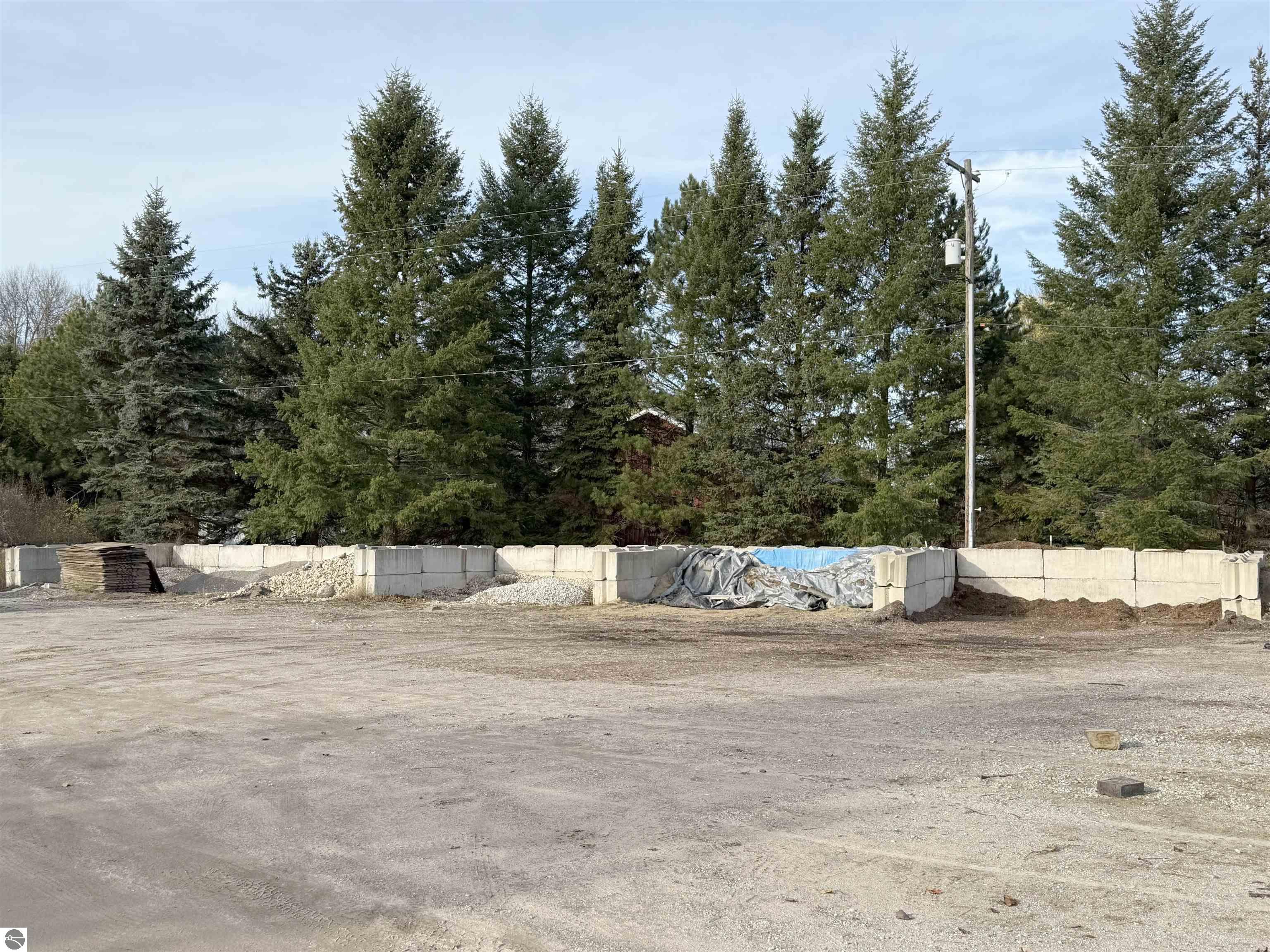 11428 S US-31