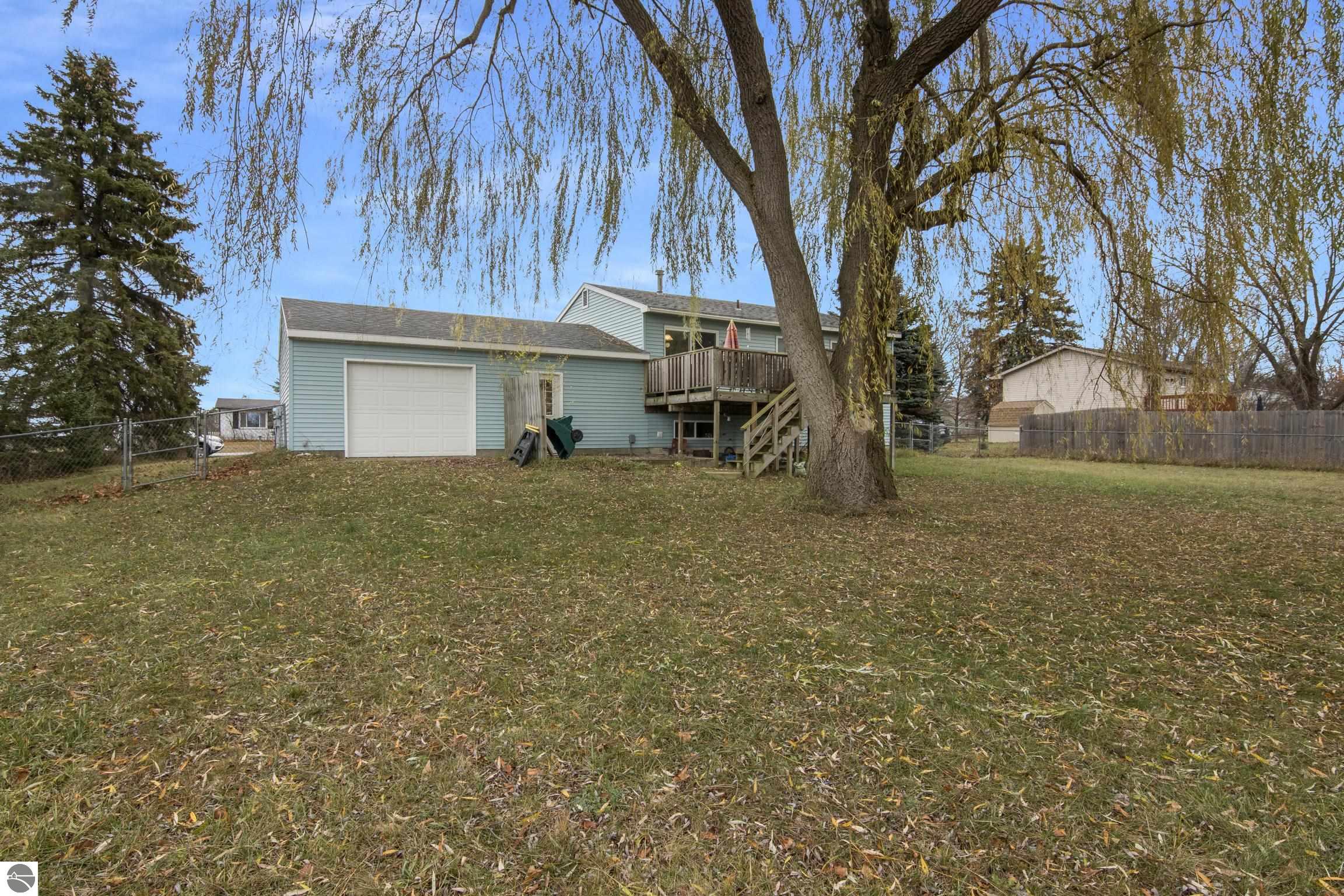 2102 Gary Road