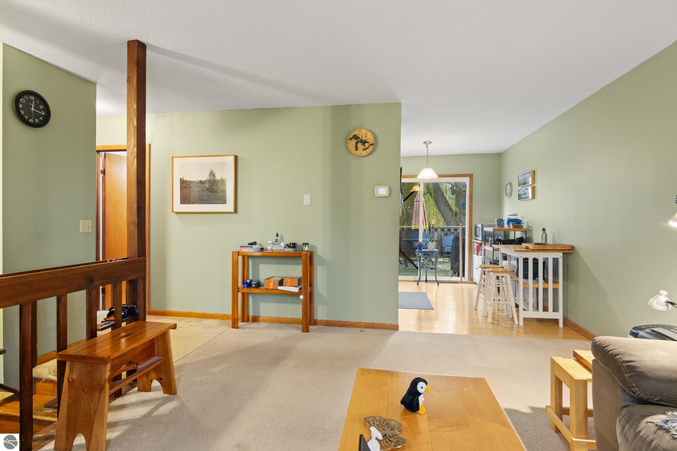 2102 Gary Road