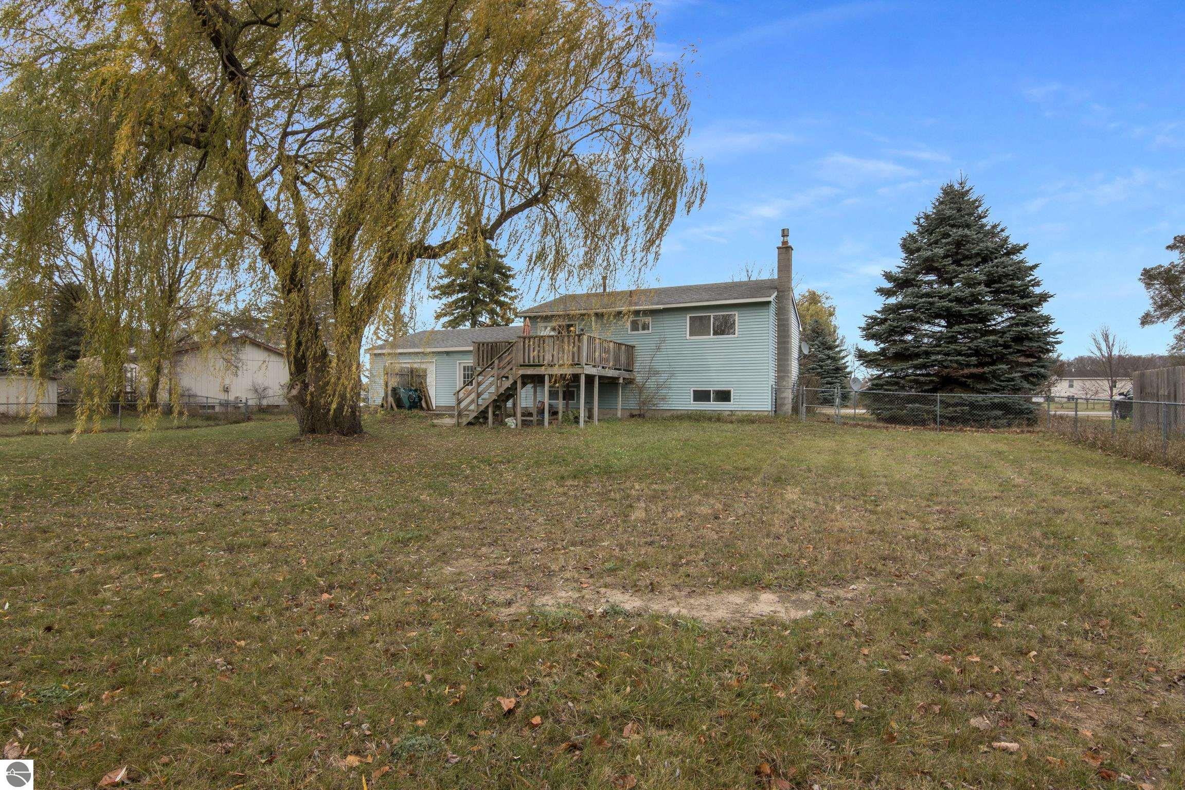 2102 Gary Road