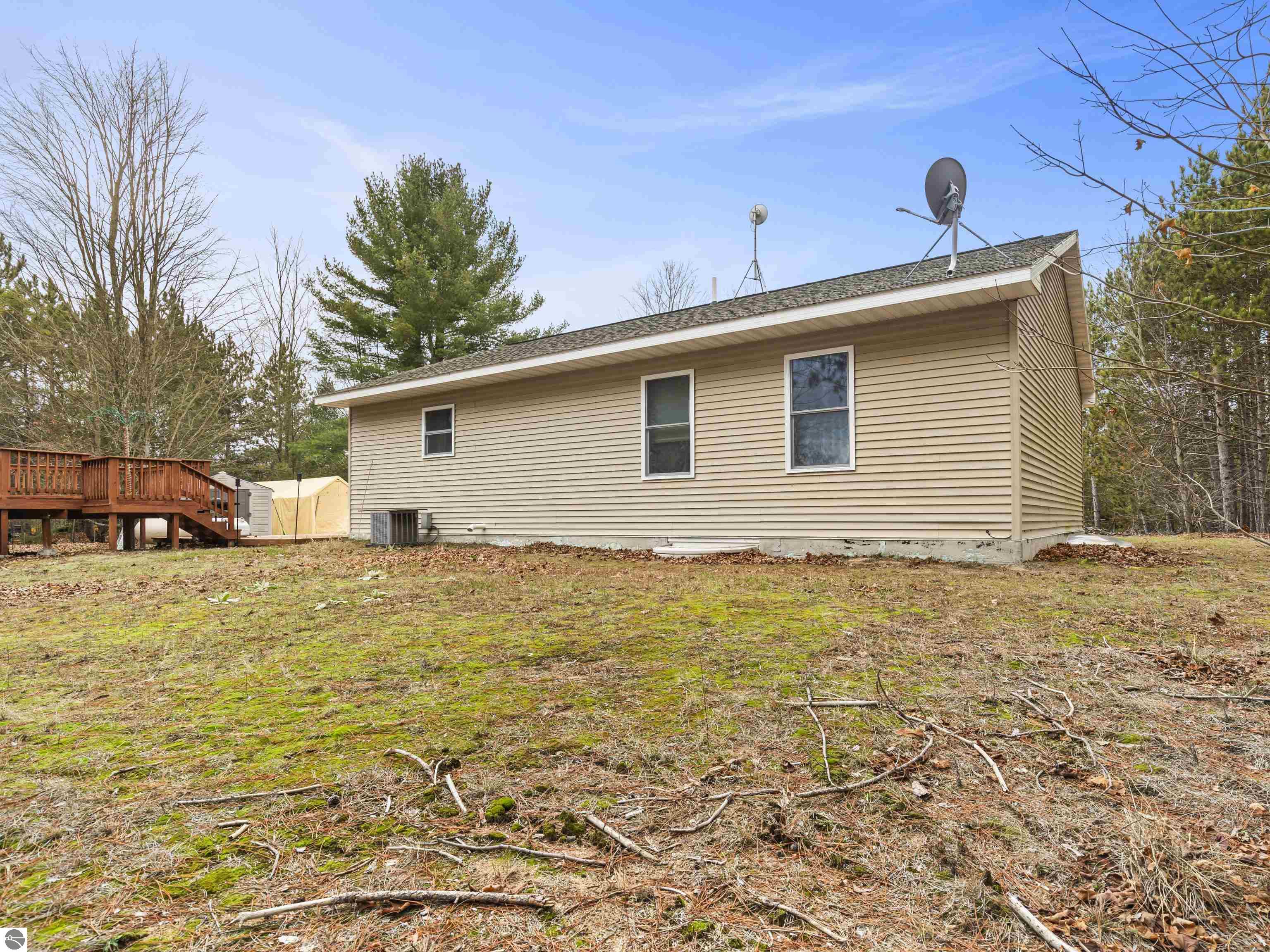 2165 Helen Lane