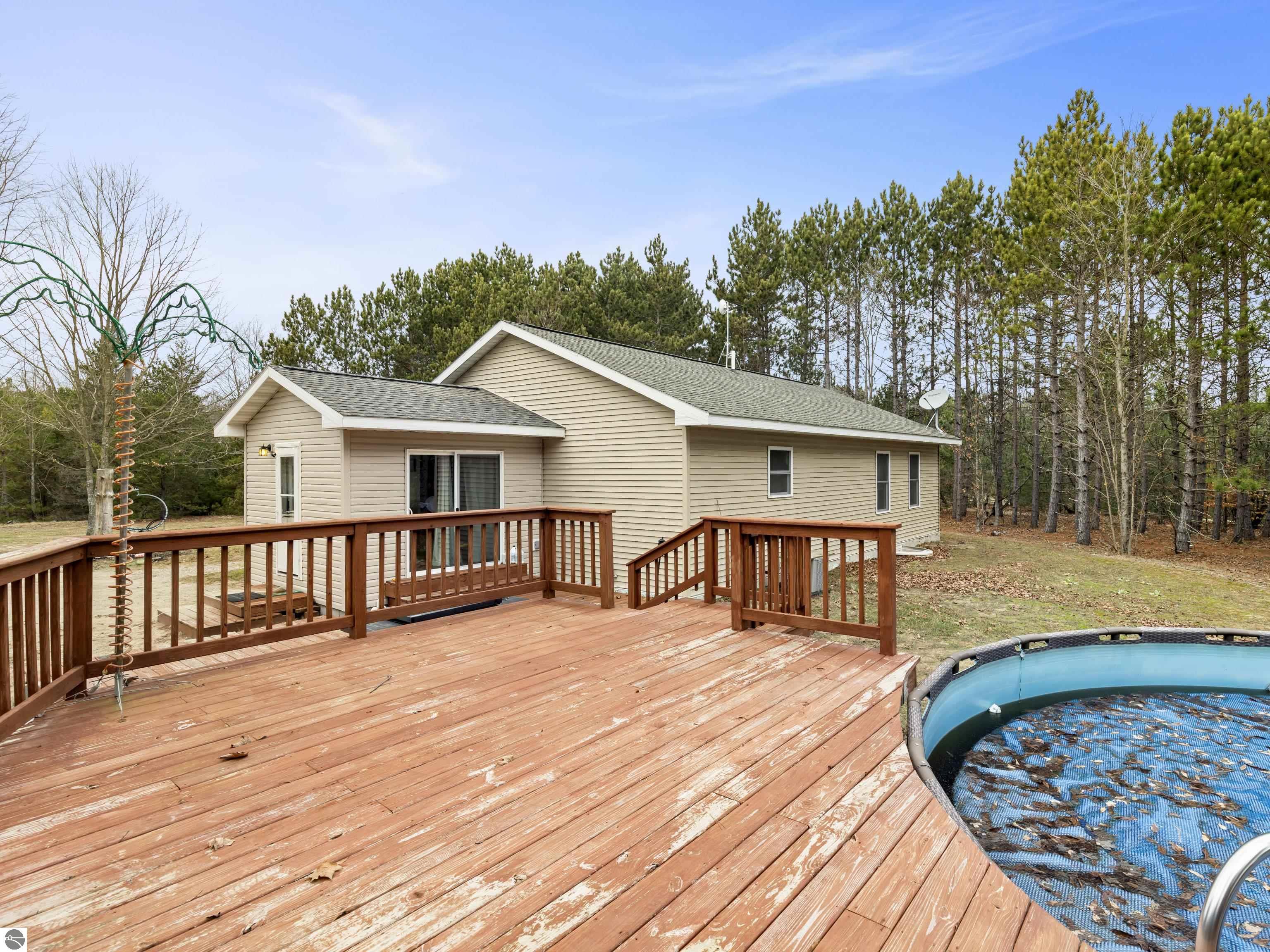 2165 Helen Lane