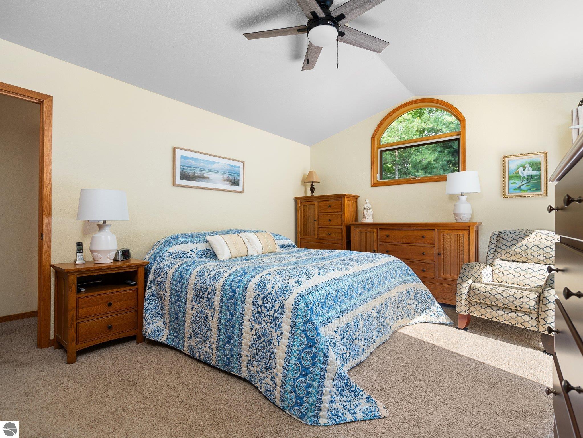 1599 White Oak Lane