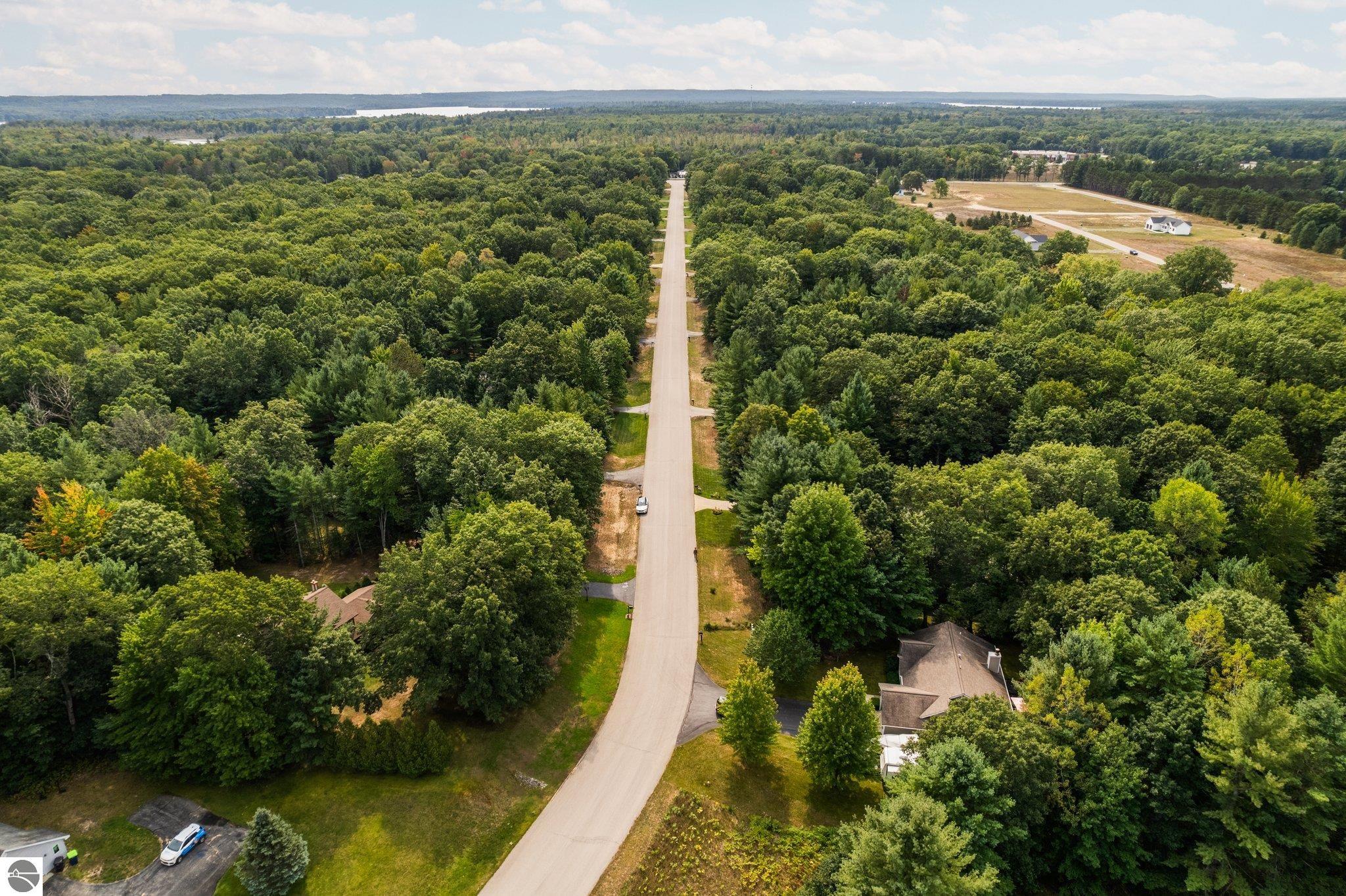 1599 White Oak Lane