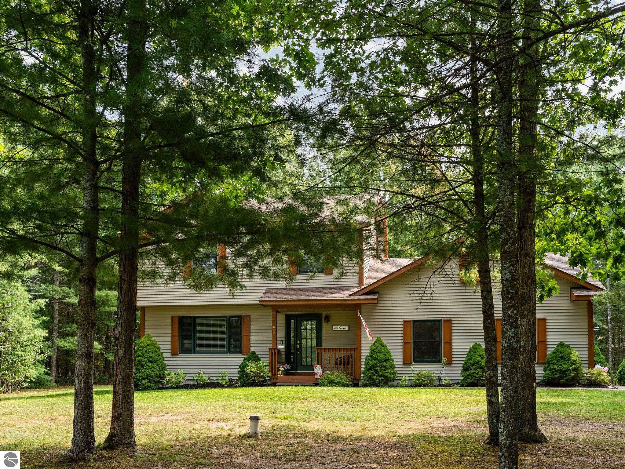 1599 White Oak Lane