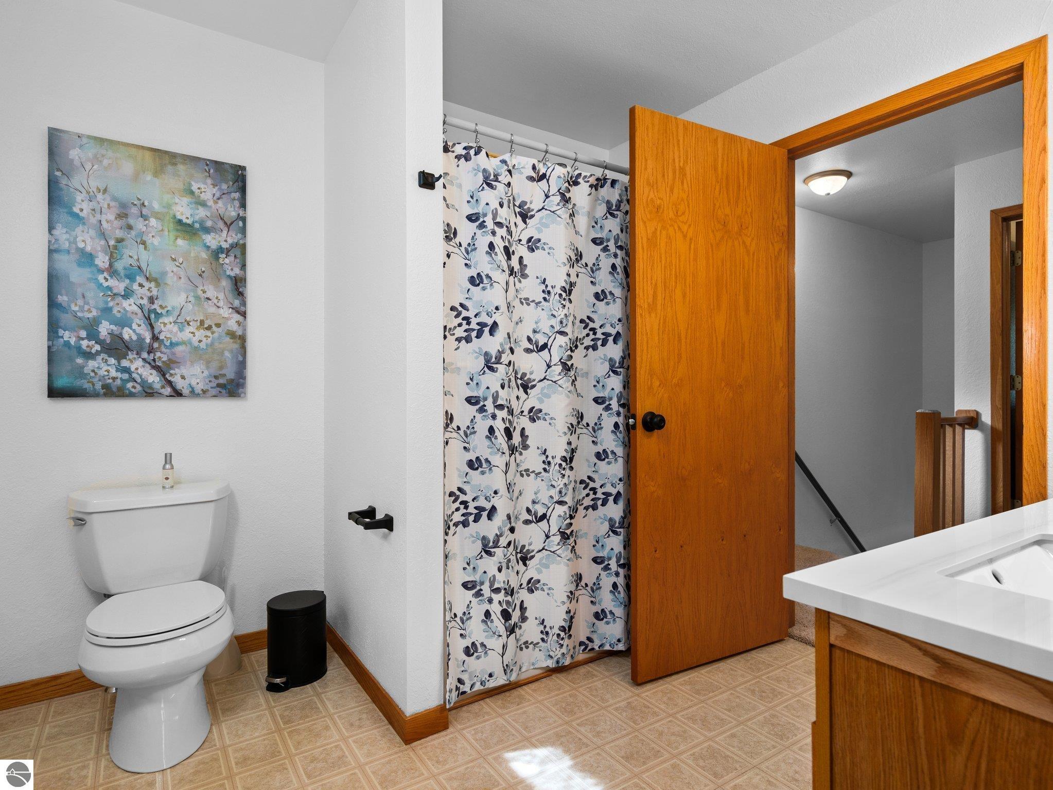 1599 White Oak Lane