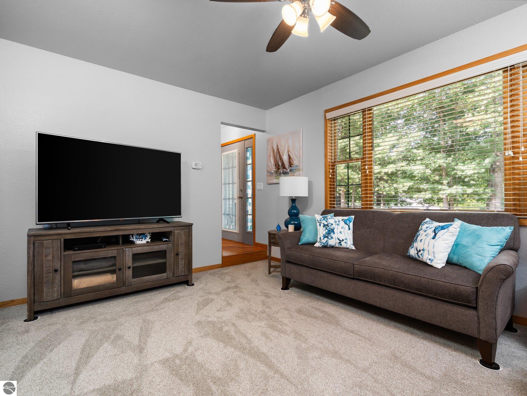 1599 White Oak Lane