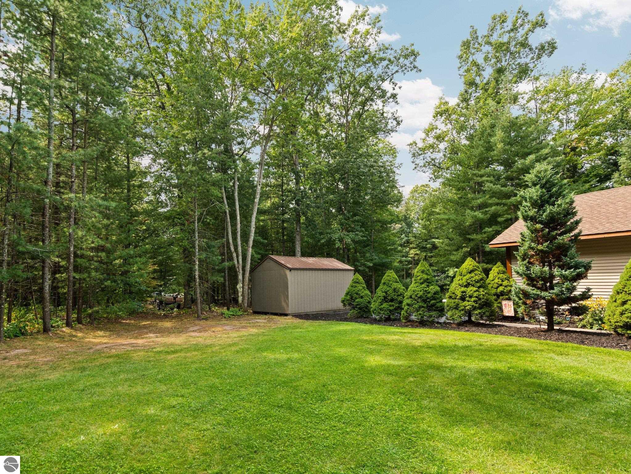 1599 White Oak Lane