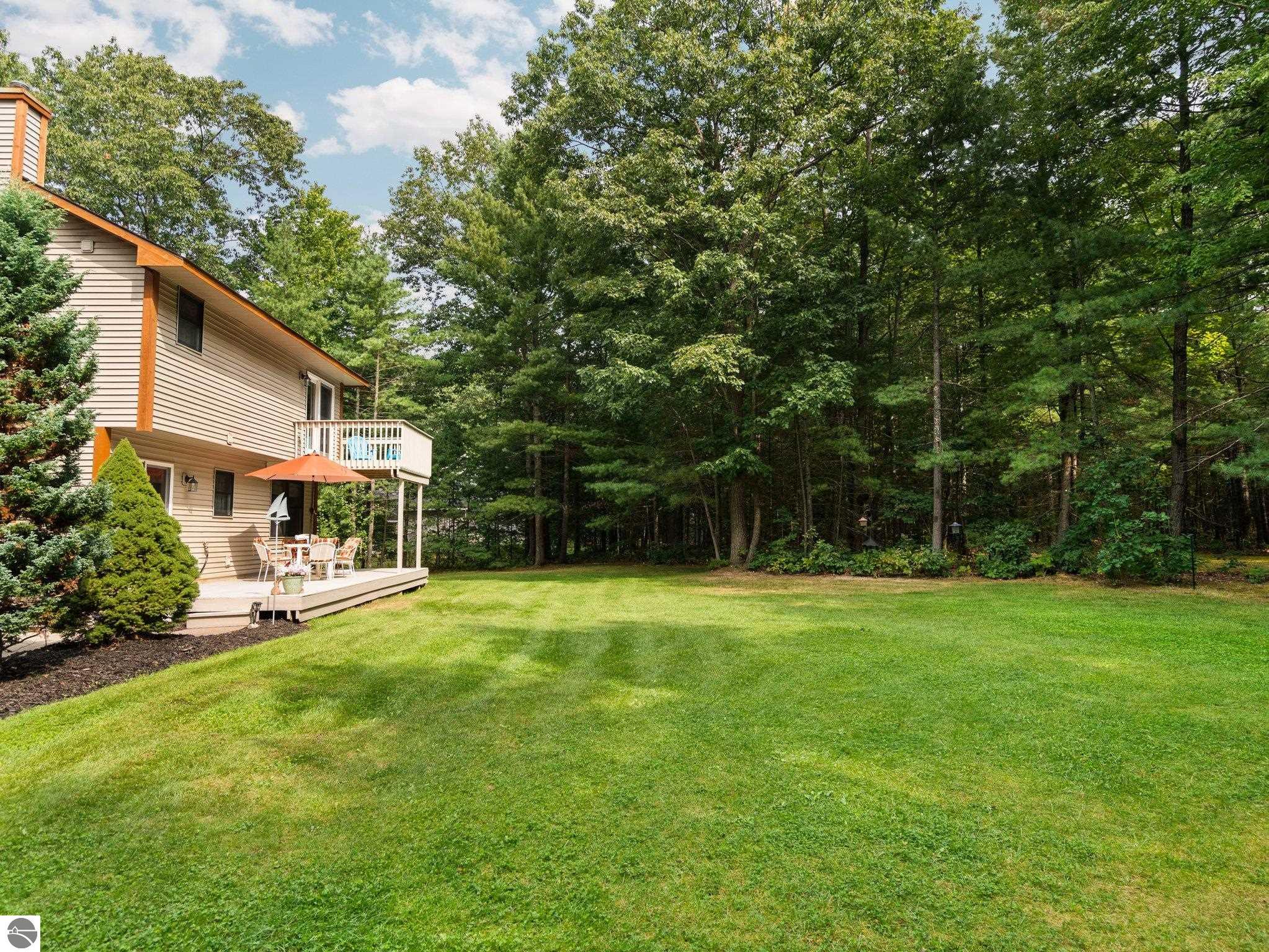 1599 White Oak Lane