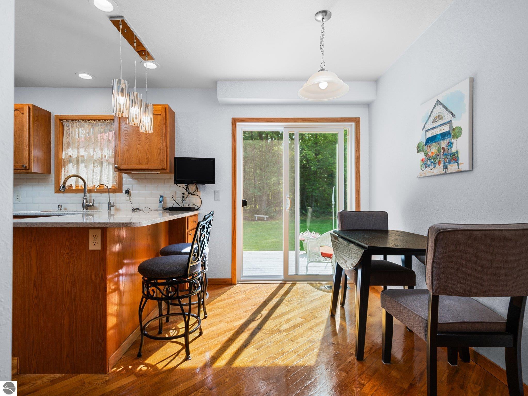 1599 White Oak Lane