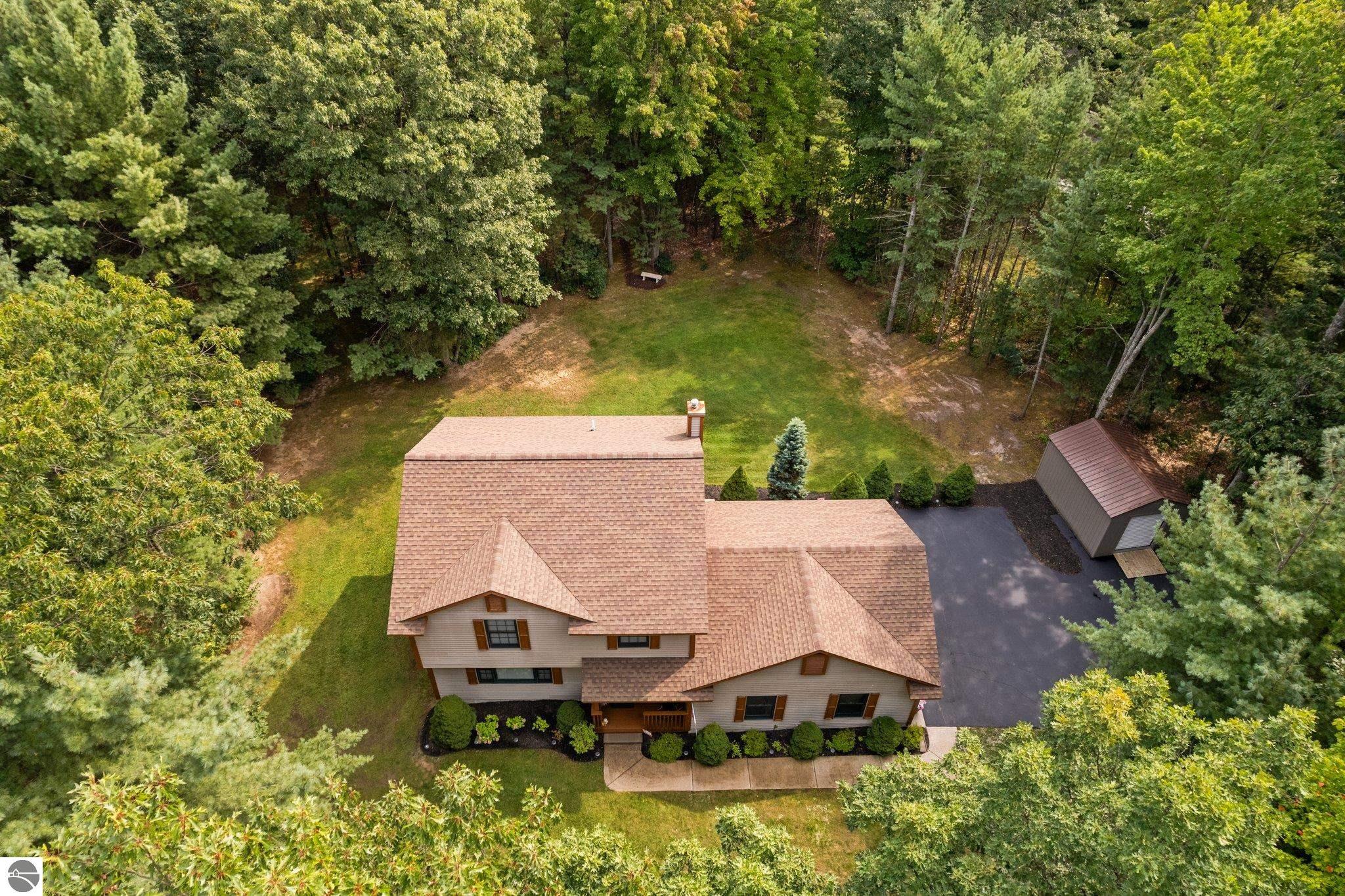 1599 White Oak Lane