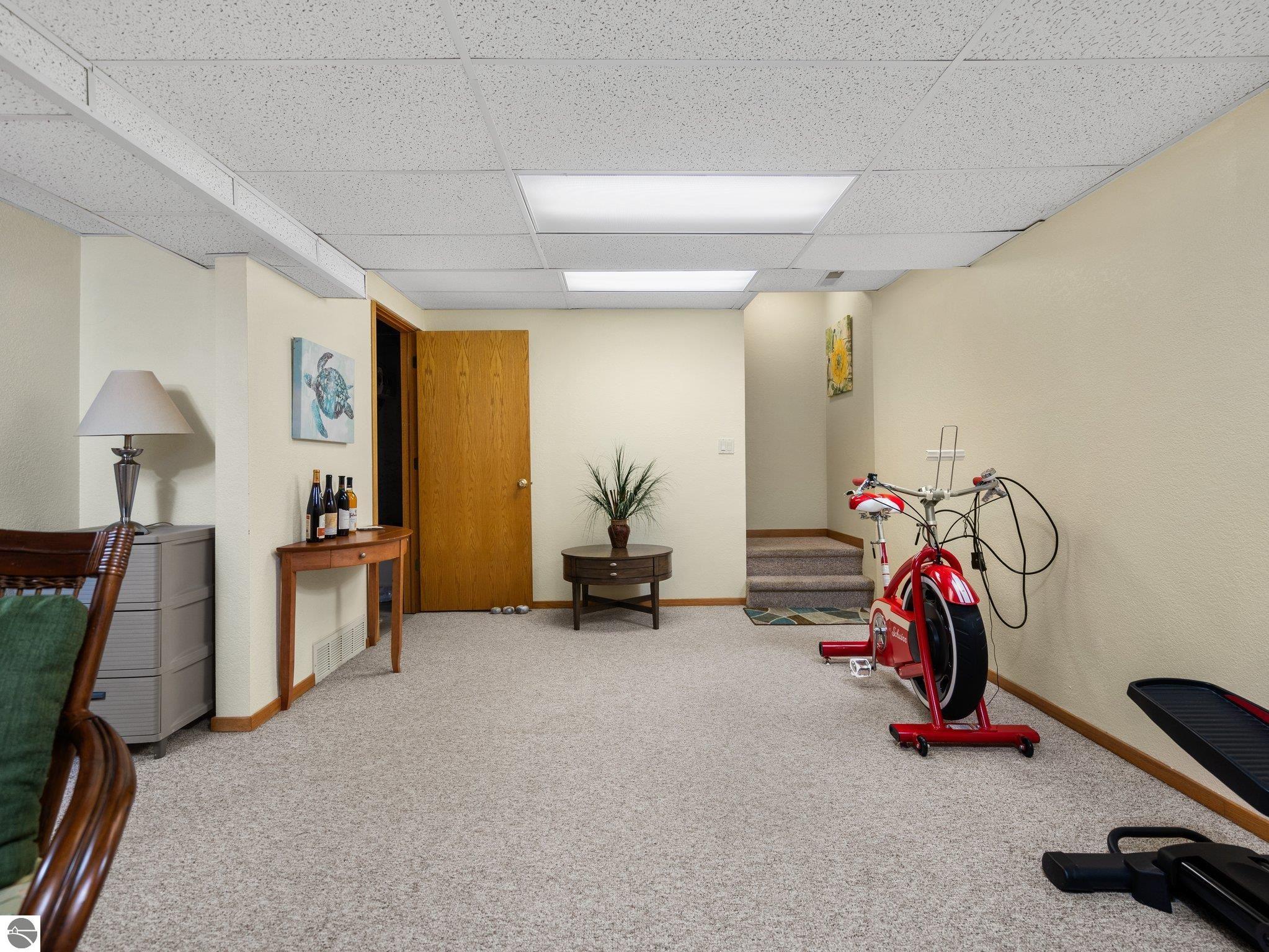 1599 White Oak Lane