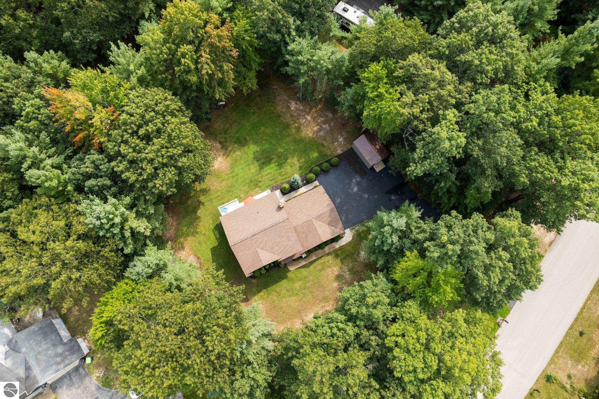 1599 White Oak Lane