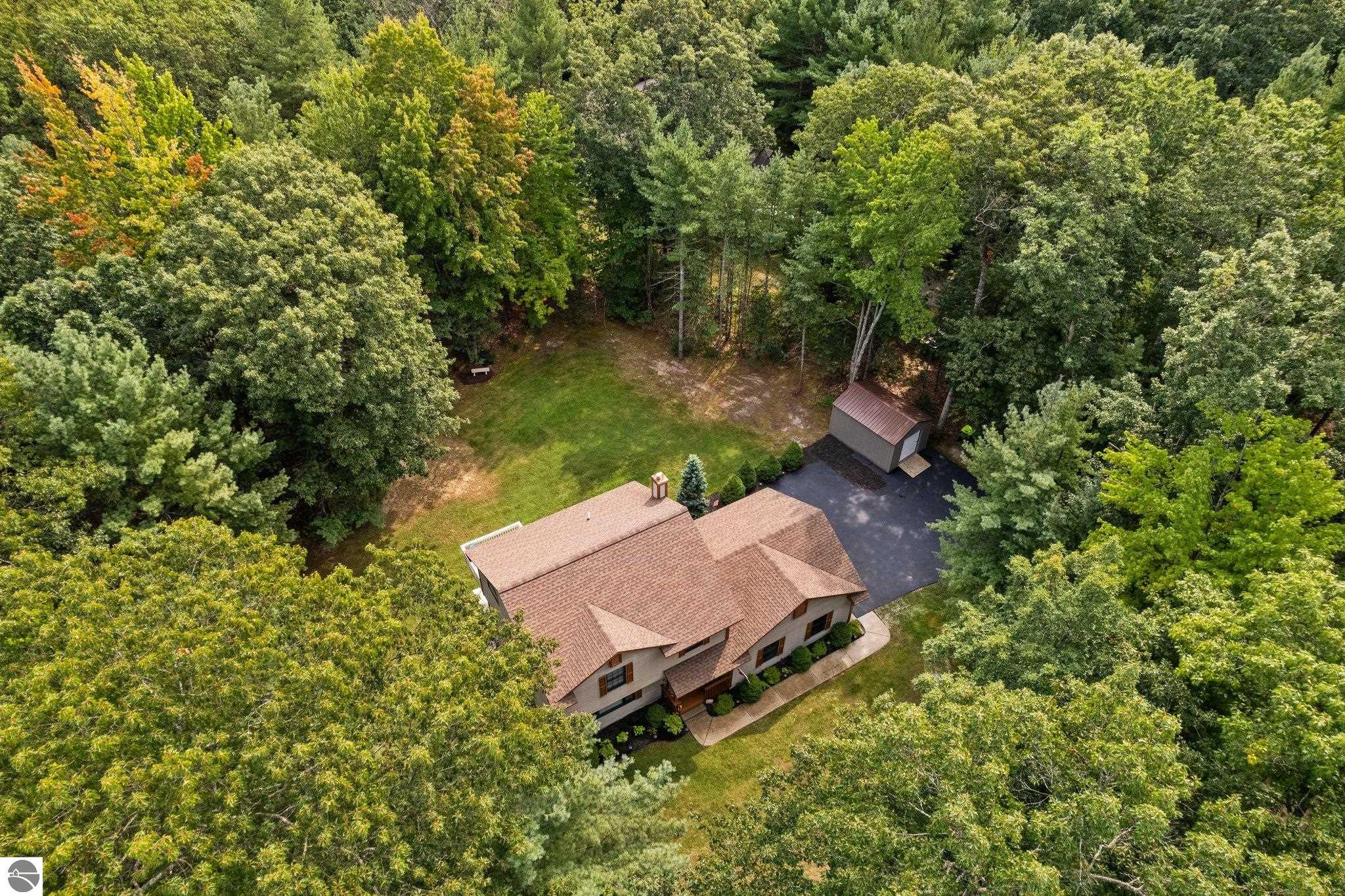 1599 White Oak Lane