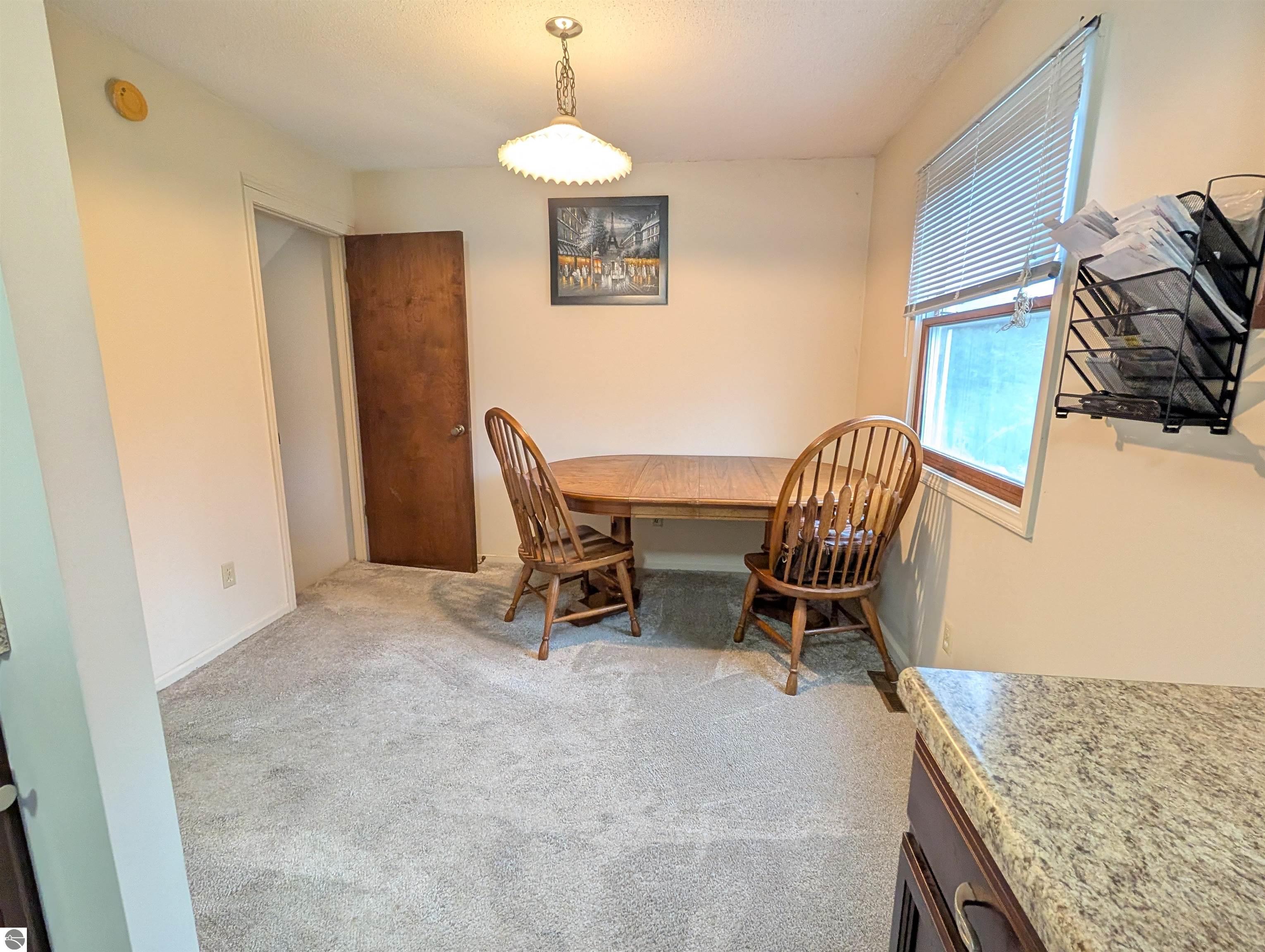 3798 Leeside Lane