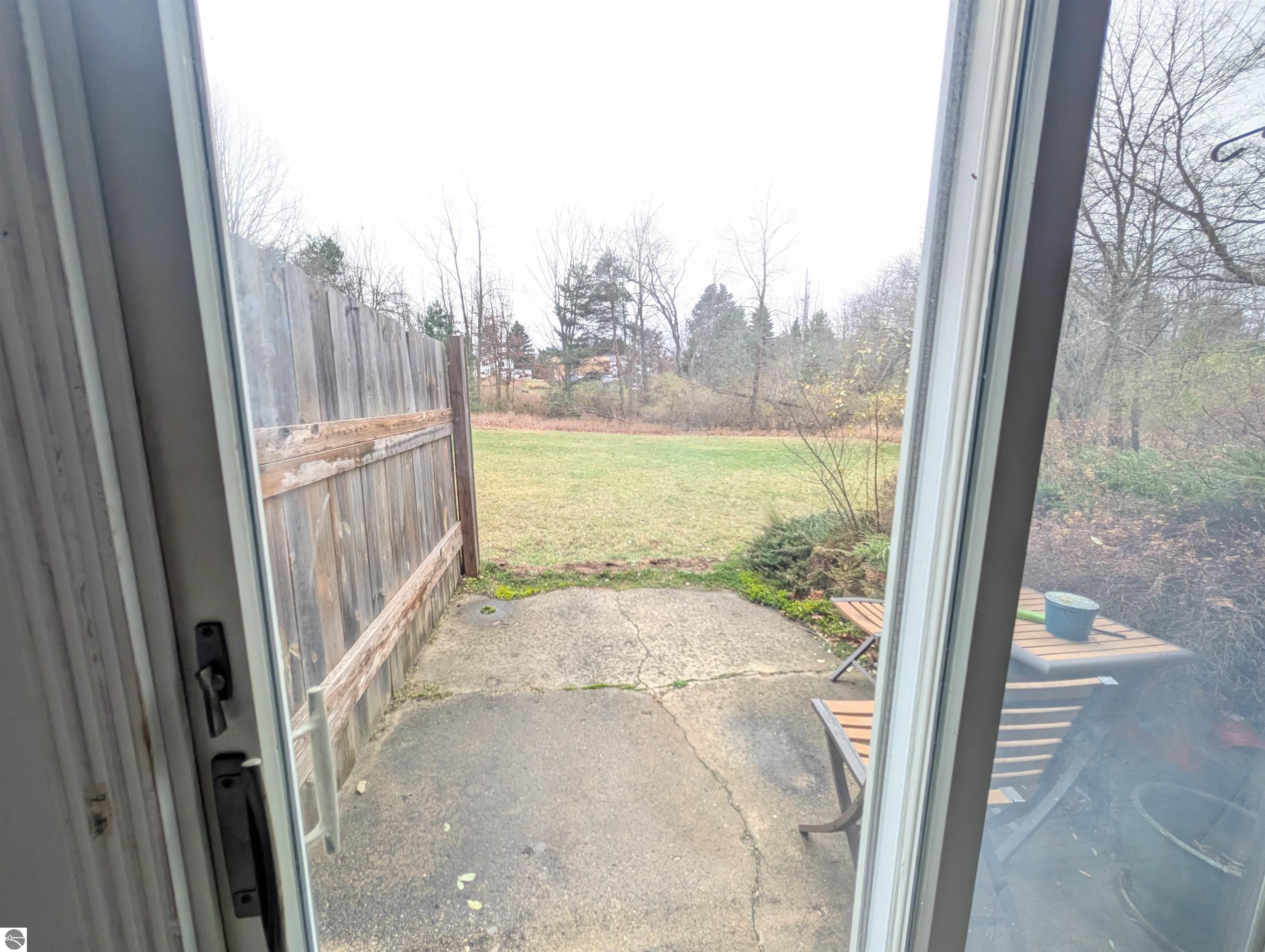 3798 Leeside Lane