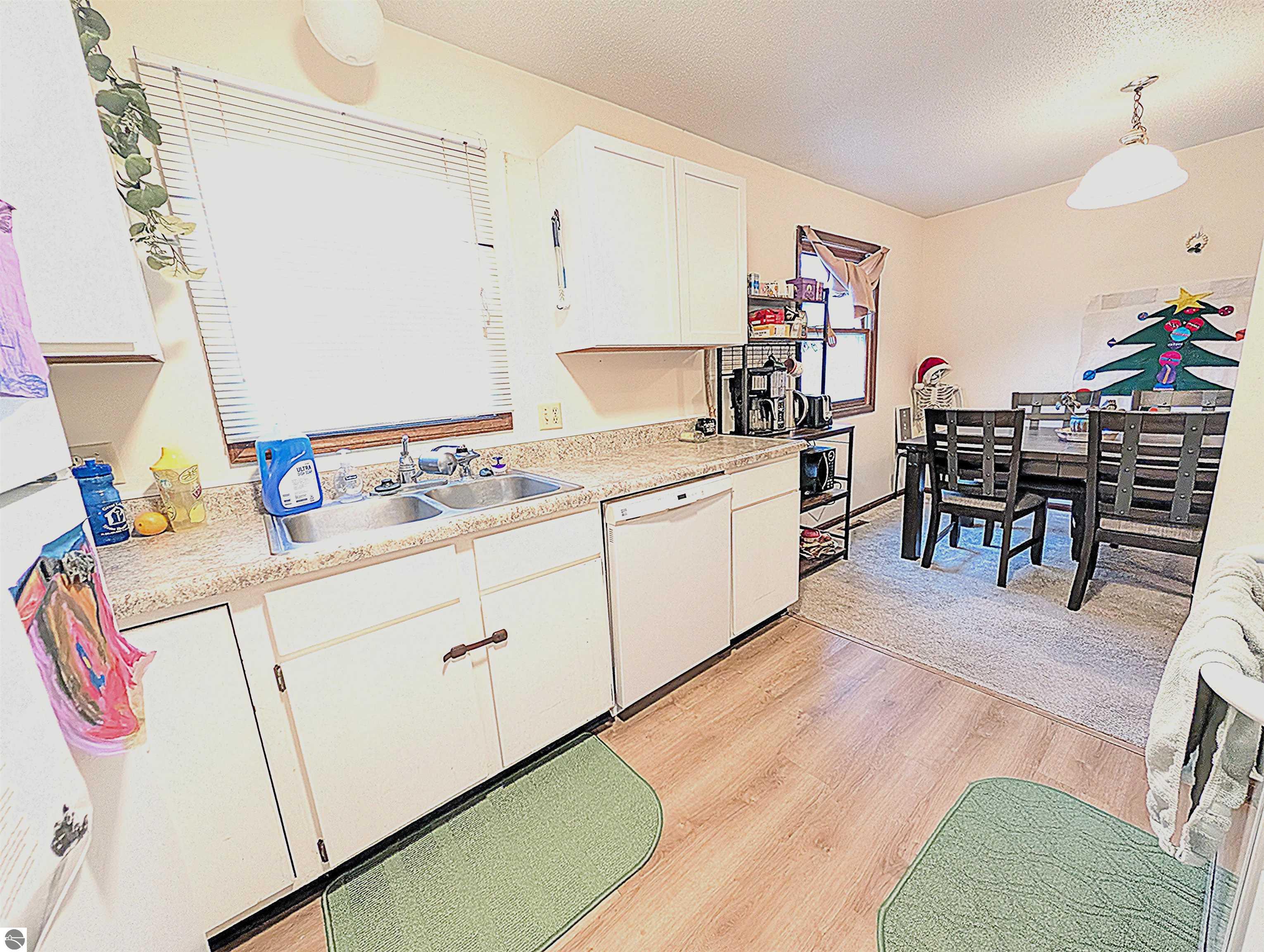 3798 Leeside Lane