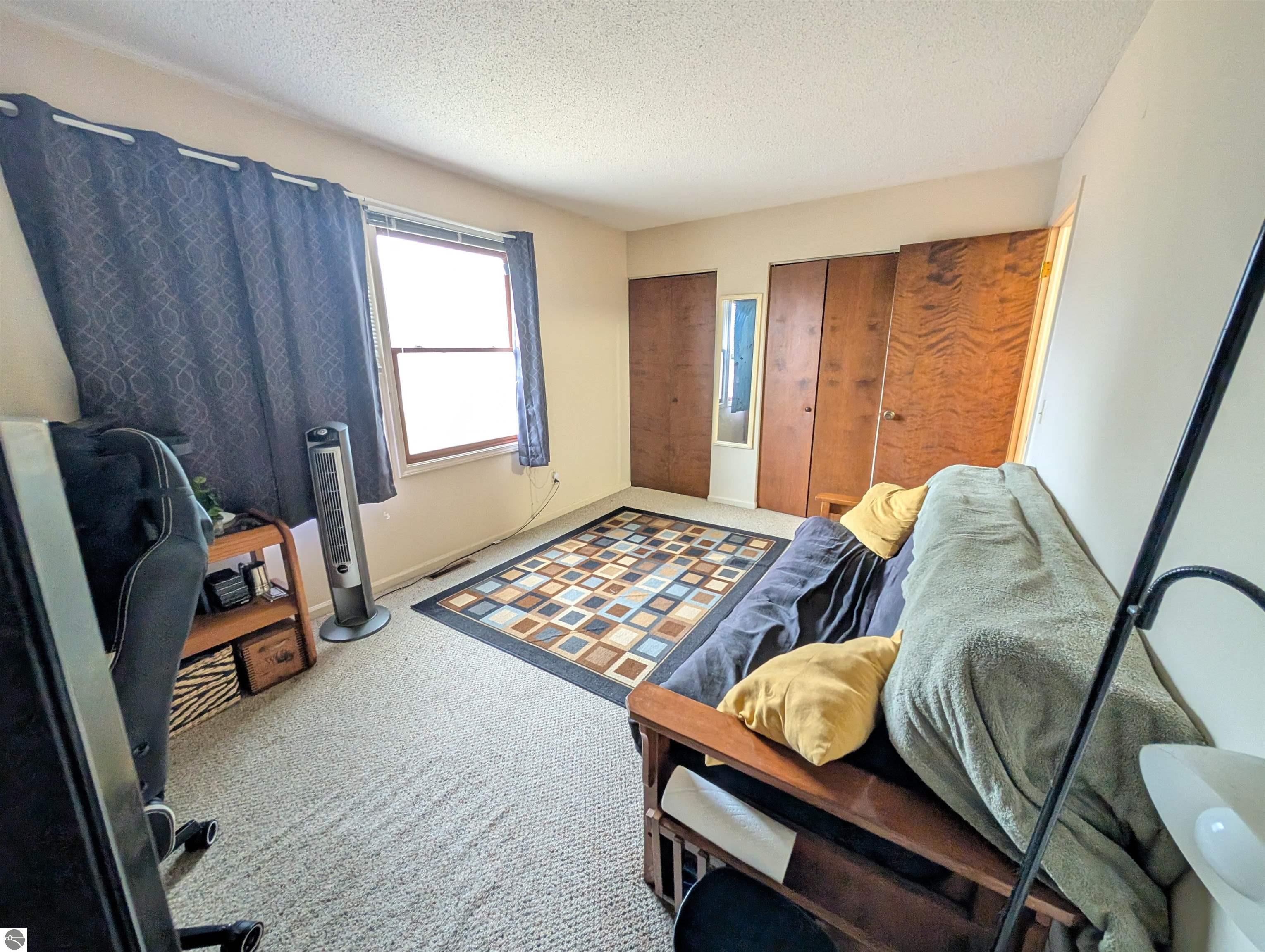 3798 Leeside Lane